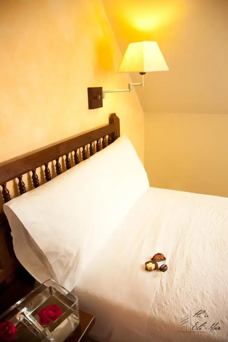 Single Room in Hotel Eli-Mar Single Room in Hotel Eli-Mar