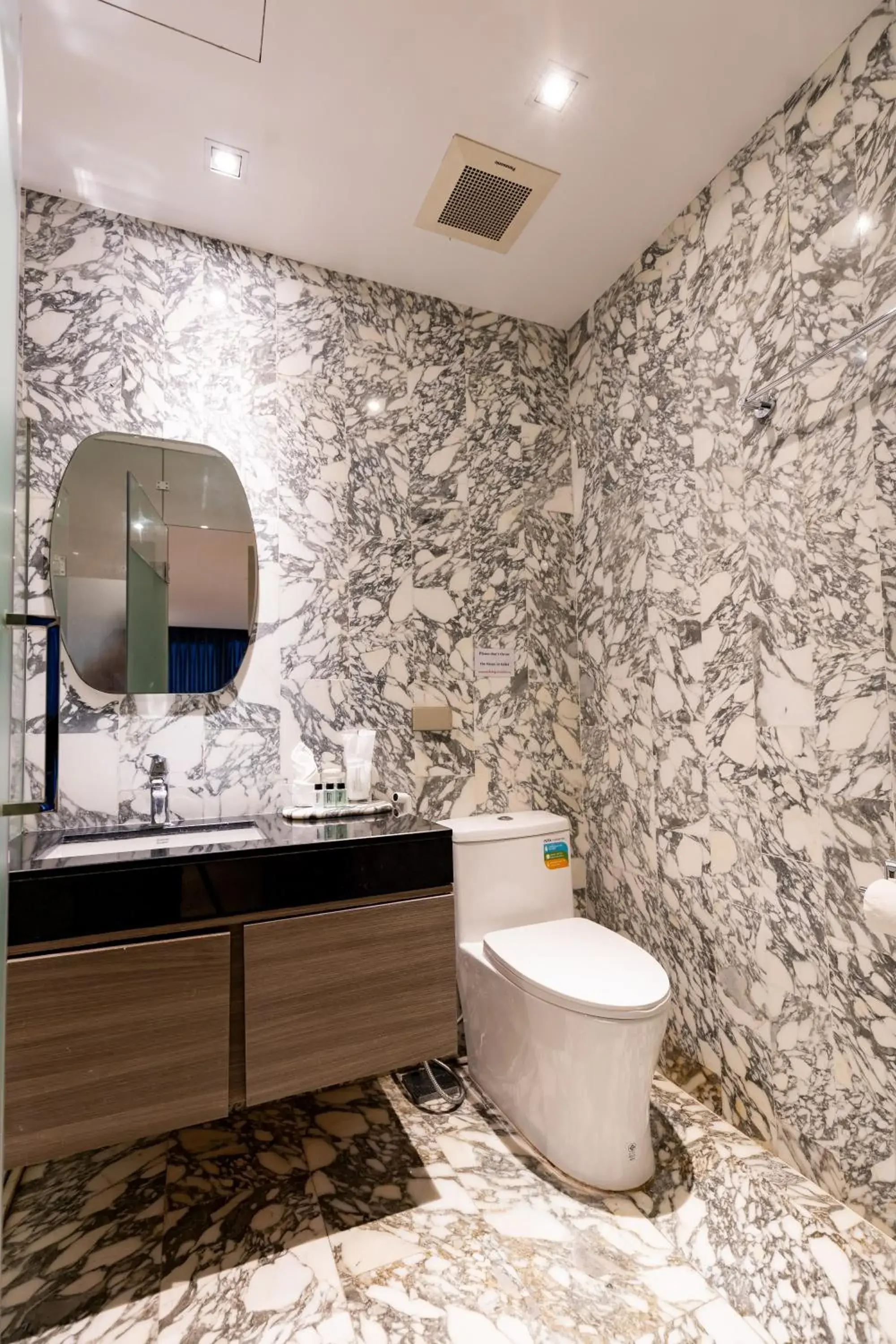 Superior Twin Room - Non-Smoking in Sukhothai Residence Ruam Ruedi Superior Twin Room - Non-Smoking in Sukhothai Residence Ruam Ruedi