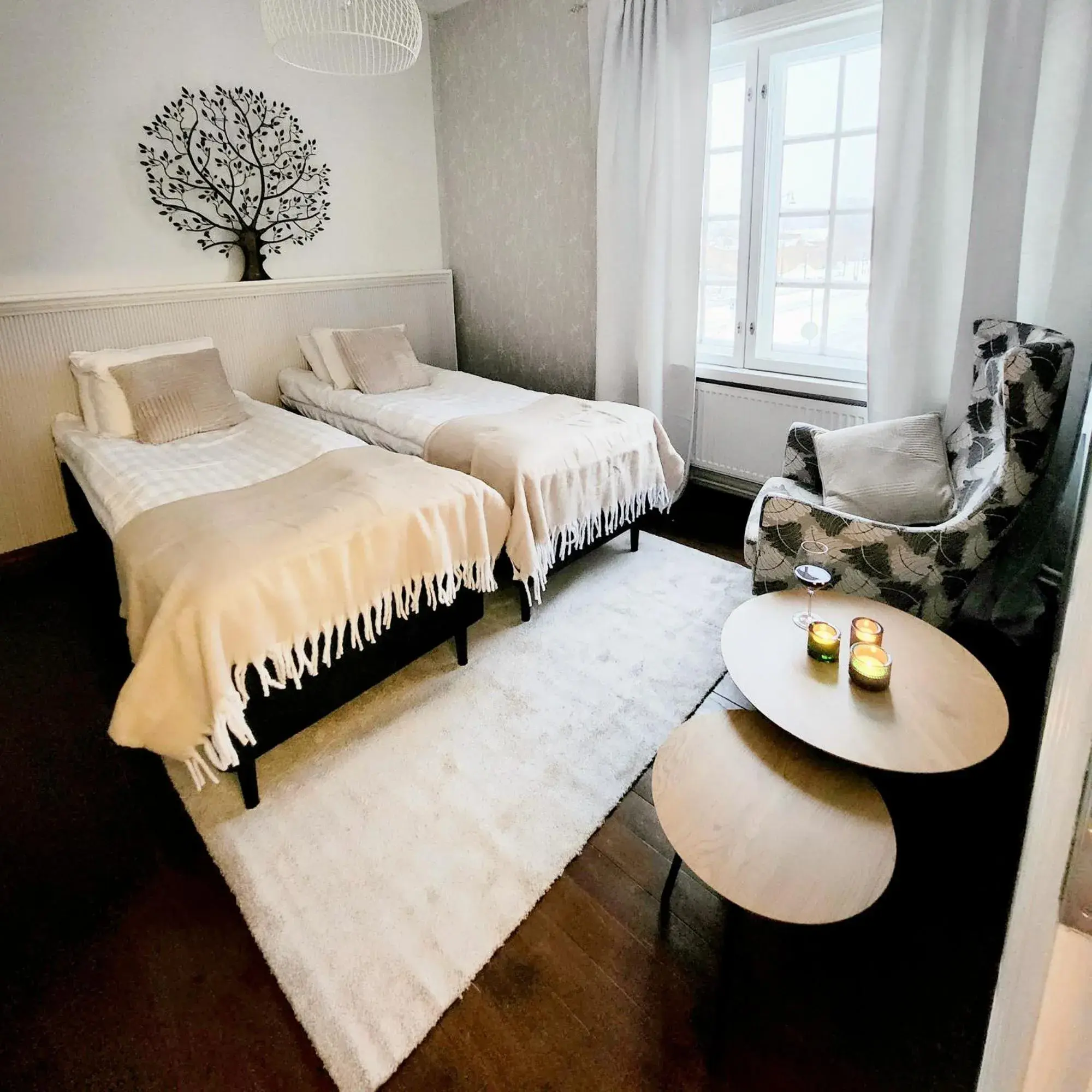 Family Room with Private Bathroom in Harmooni Suites Family Room with Private Bathroom in Harmooni Suites