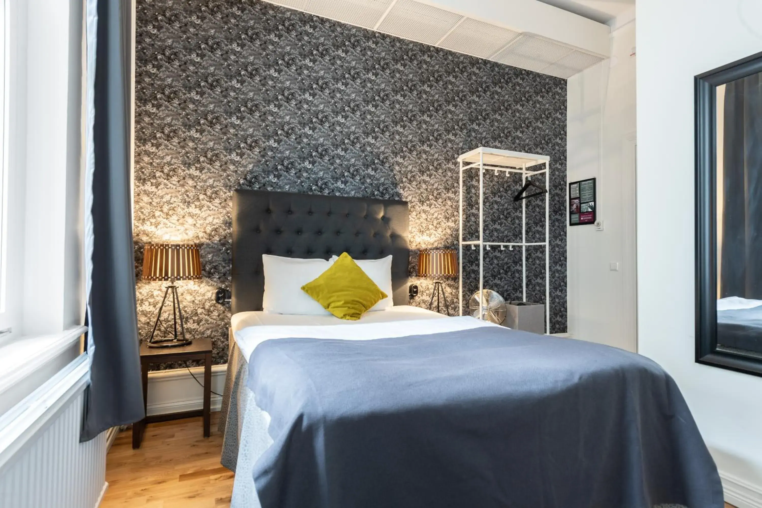 Compact Double in Home Hotel Plaza Compact Double in Home Hotel Plaza