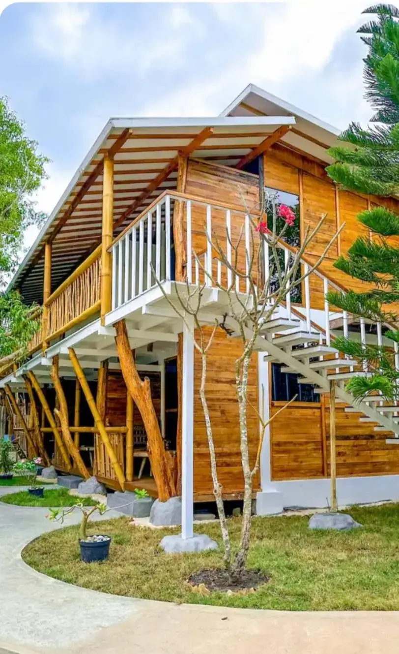 Wooden House - Twin Room in Serene Beach Villa Wooden House - Twin Room in Serene Beach Villa