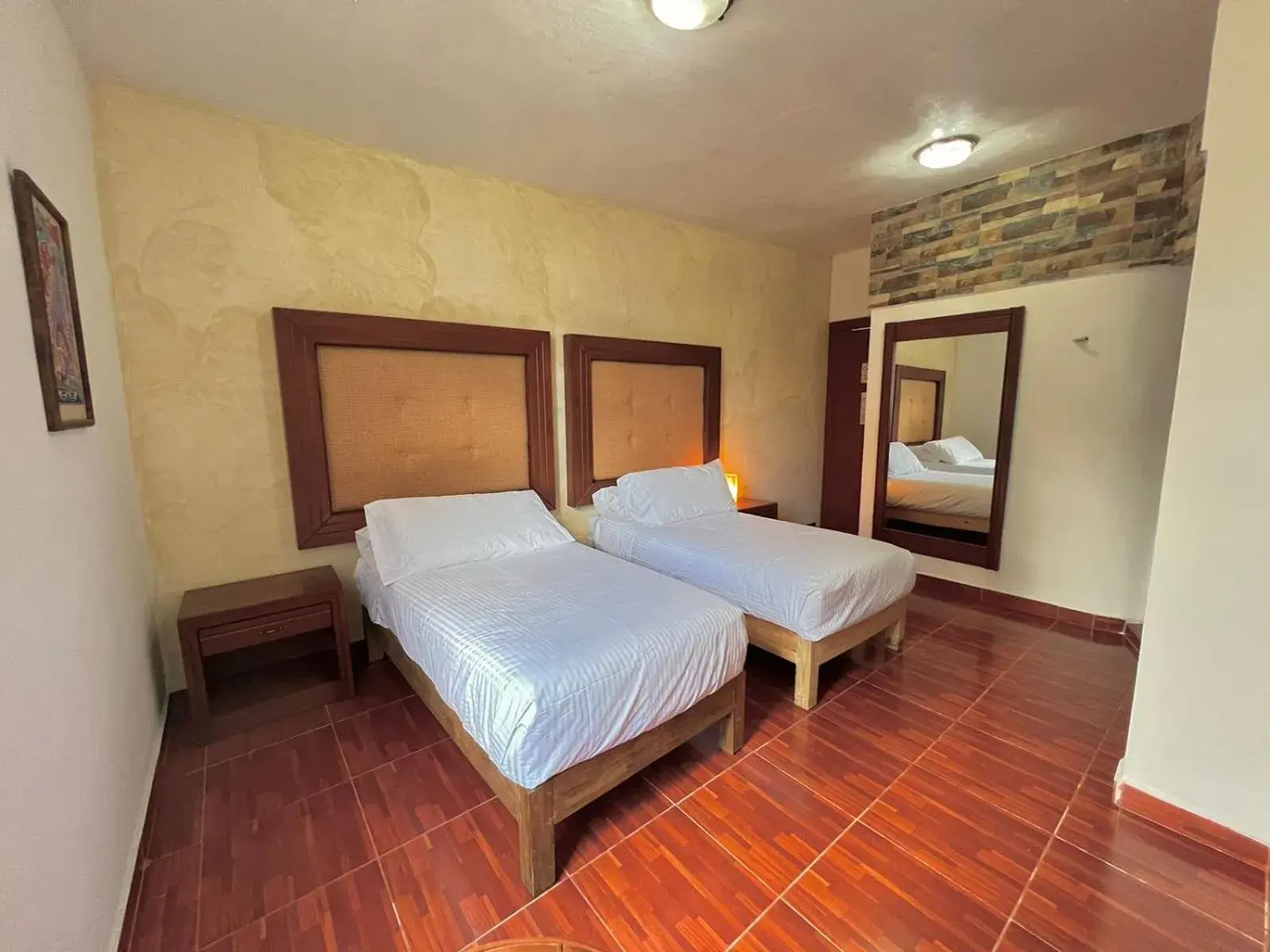 Twin Room in Hotel El Jaguar Twin Room in Hotel El Jaguar