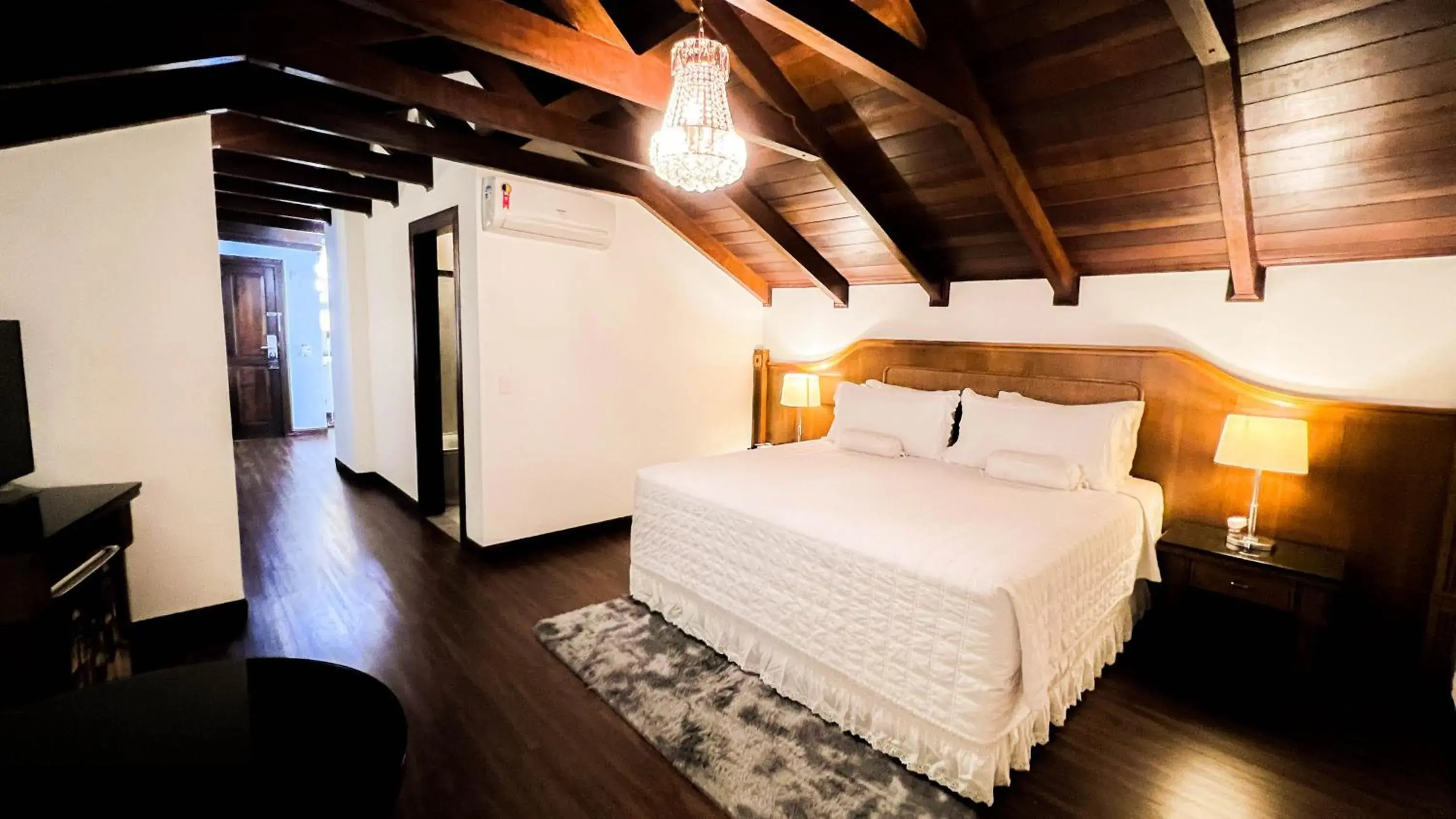 Presidential Suite in Johnscher by SJ - San Juan Curitiba Presidential Suite in Johnscher by SJ - San Juan Curitiba