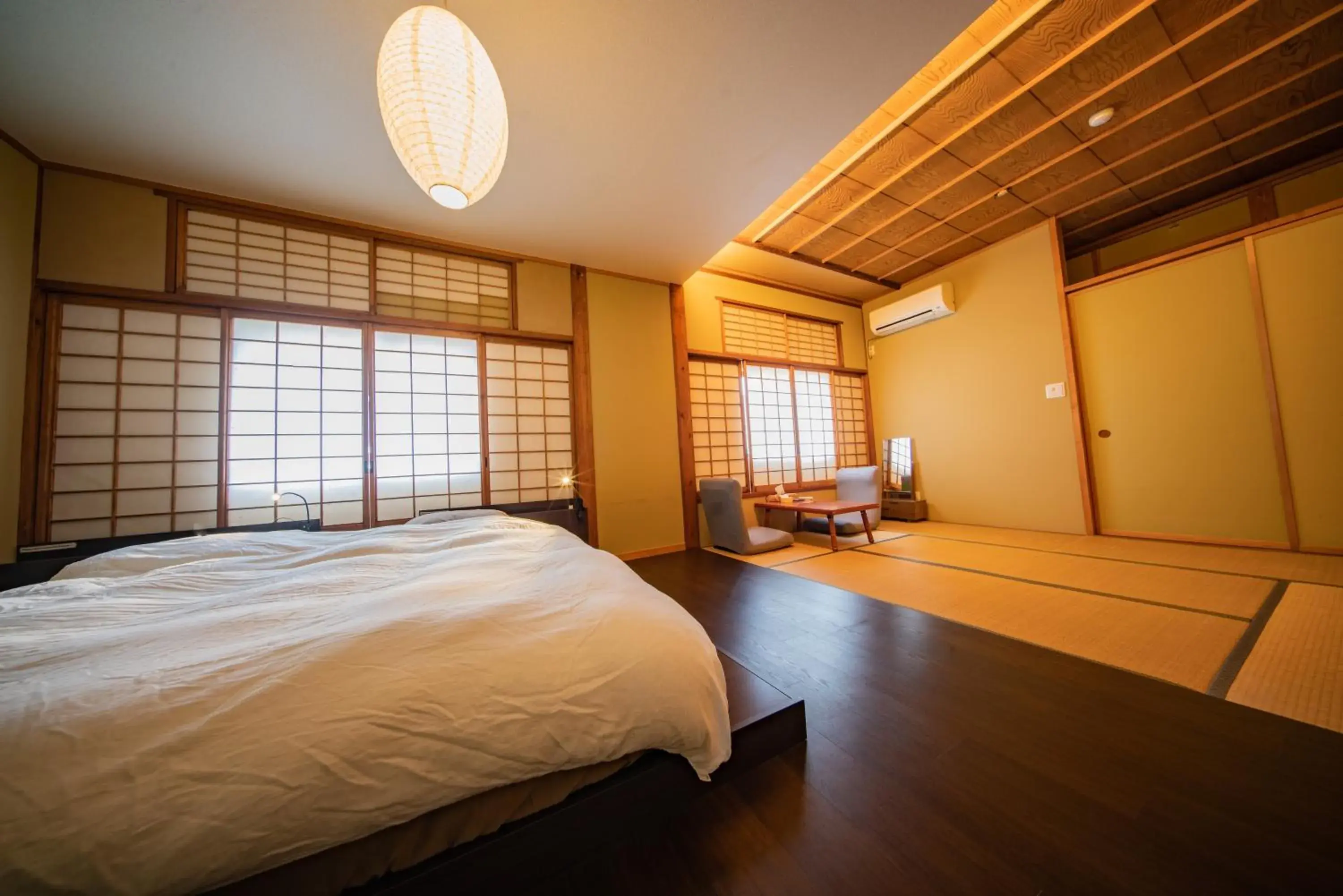 Deluxe Family Suite - single occupancy in AIBIYA Deluxe Family Suite - single occupancy in AIBIYA