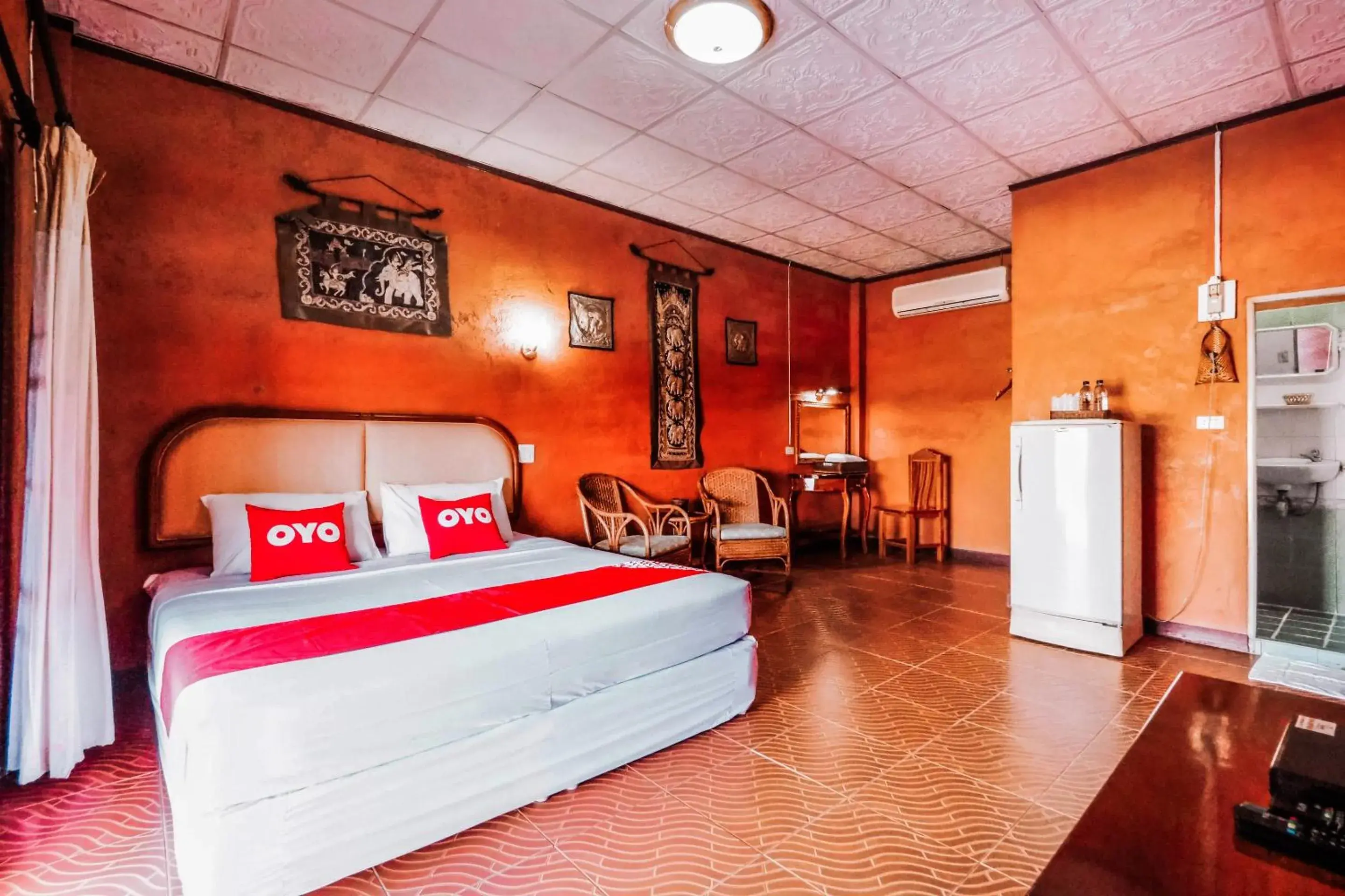 Deluxe Double Room in OYO 490 Chiangsan Golden Land Resort2 Deluxe Double Room in OYO 490 Chiangsan Golden Land Resort2