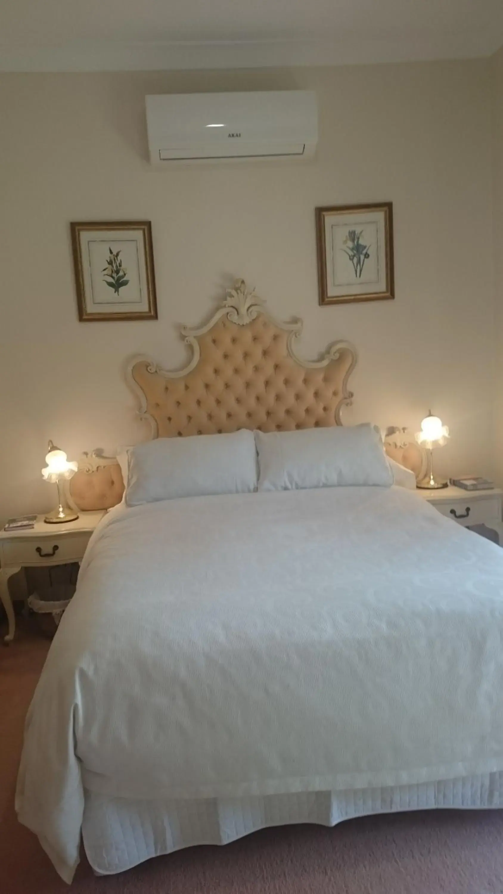 Double Room with Private Bathroom - single occupancy in Gaerwood B&B Double Room with Private Bathroom - single occupancy in Gaerwood B&B