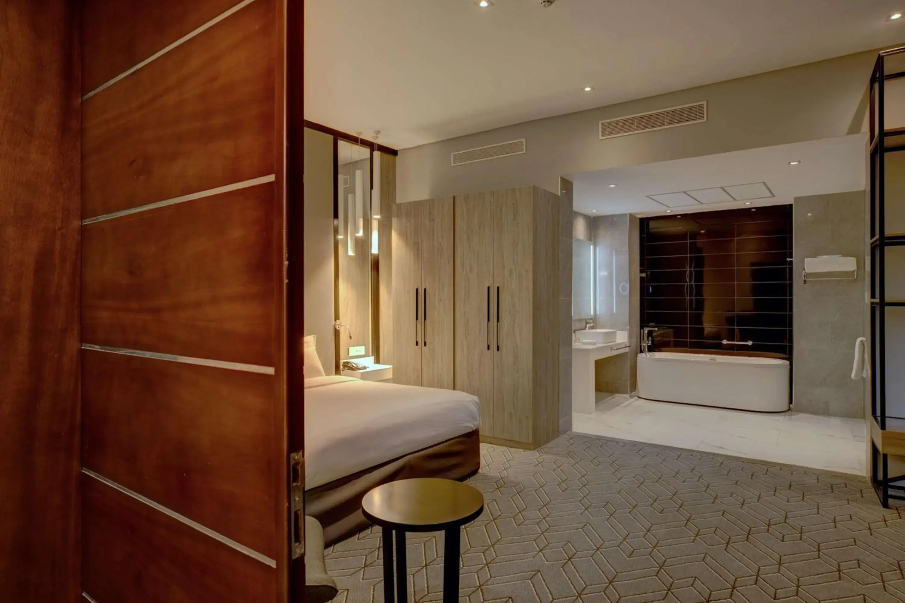 Suite with Pool View in Radisson Lagos Ikeja Suite with Pool View in Radisson Lagos Ikeja