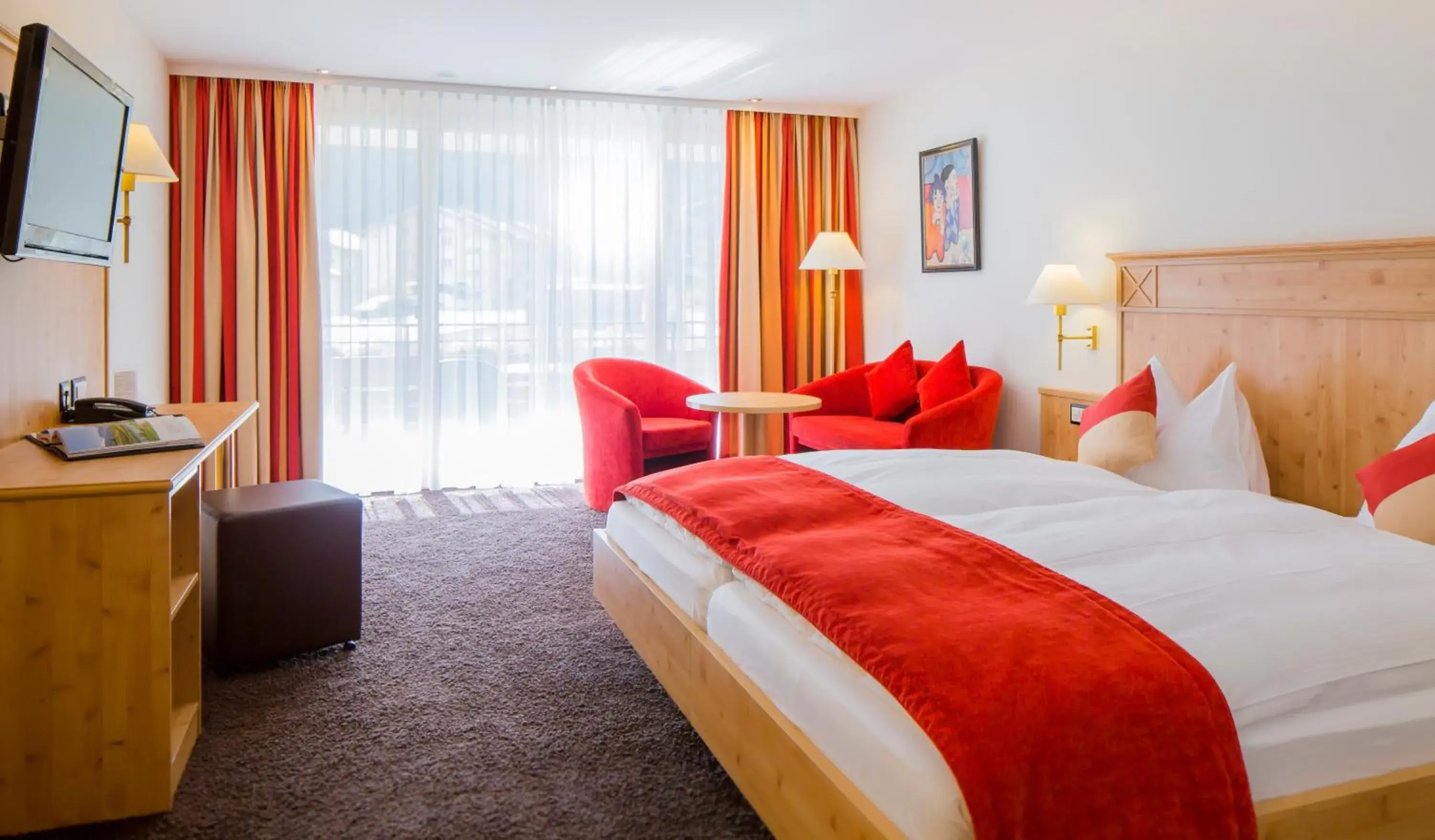 Modern Superior Double in Hotel Taescherhof Modern Superior Double in Hotel Taescherhof