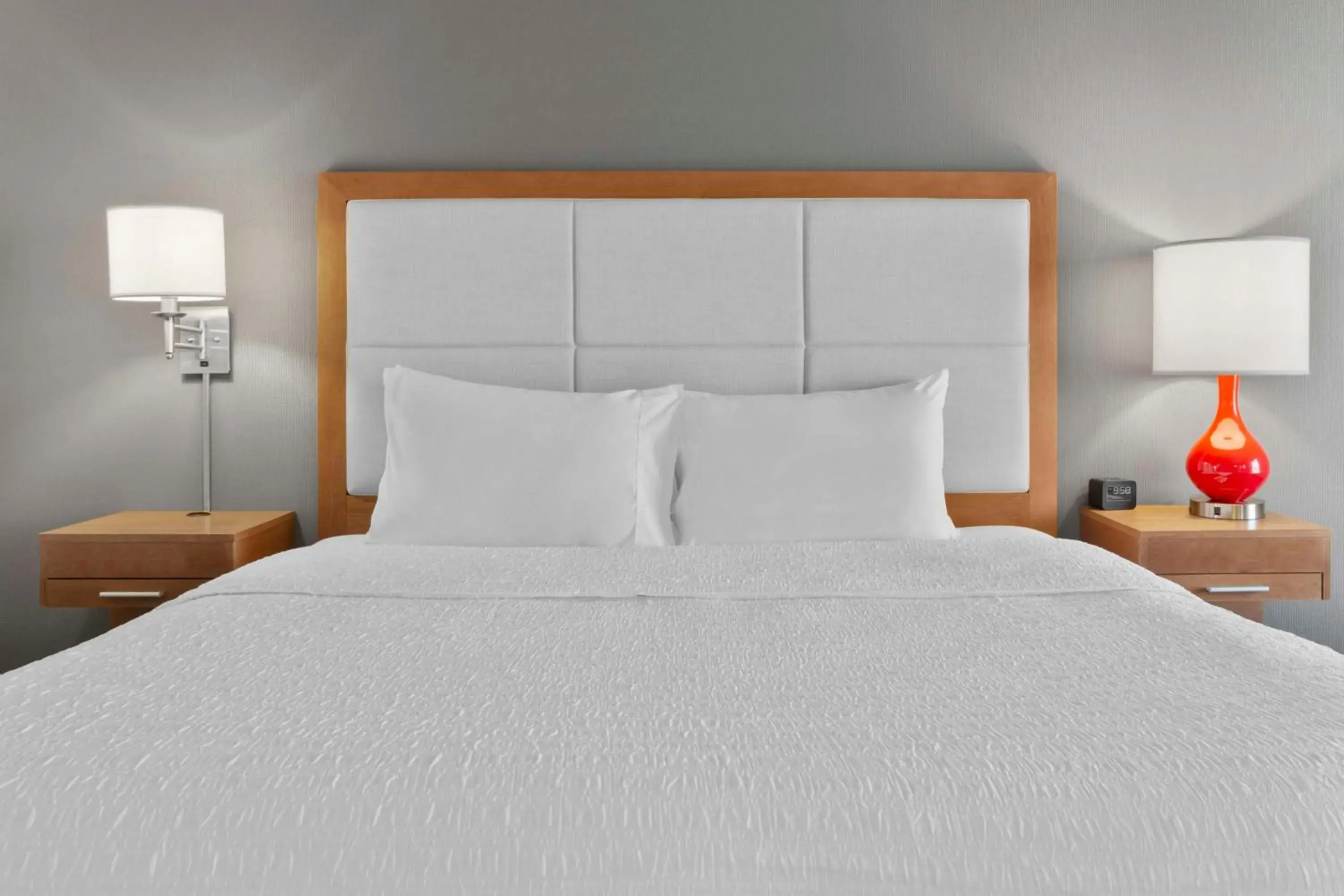 Large King Studio Suite - Non-Smoking in Hampton Inn & Suites Columbus Scioto Downs Large King Studio Suite - Non-Smoking in Hampton Inn & Suites Columbus Scioto Downs