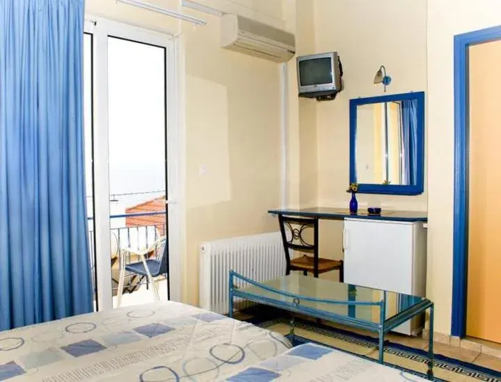 Double or Twin Room with Balcony - single occupancy in Melistas Rooms Double or Twin Room with Balcony - single occupancy in Melistas Rooms