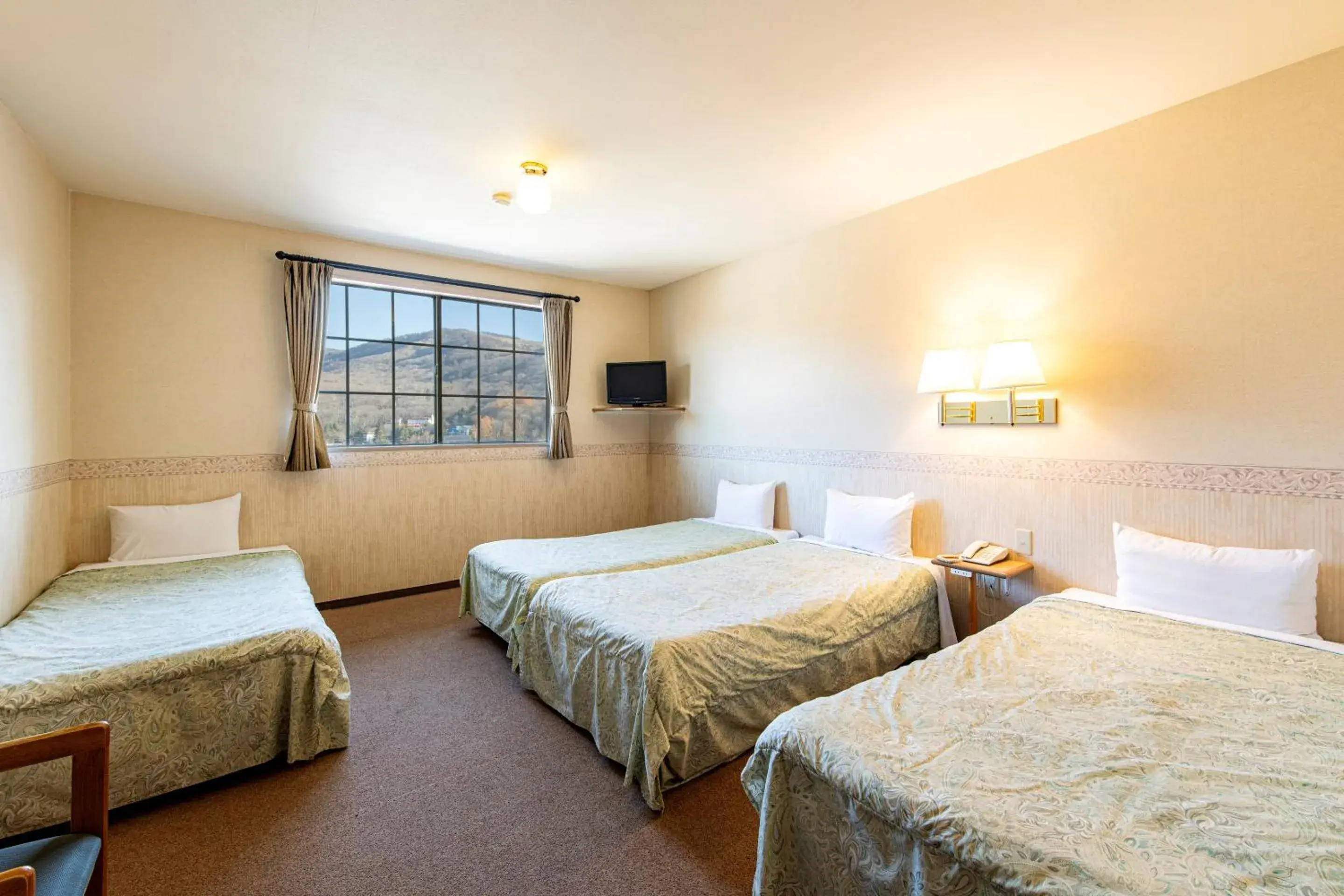 Quadruple Room with Lake View-Non-Smoking in Shirakabako Hotel Paipuno Kemuri Quadruple Room with Lake View-Non-Smoking in Shirakabako Hotel Paipuno Kemuri