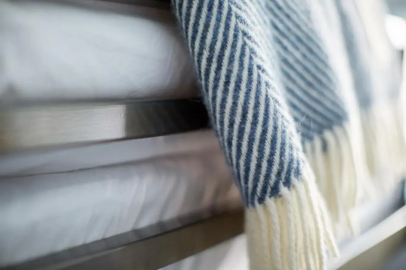 Triple Room with Shower in The Barrel Store Cirencester Triple Room with Shower in The Barrel Store Cirencester