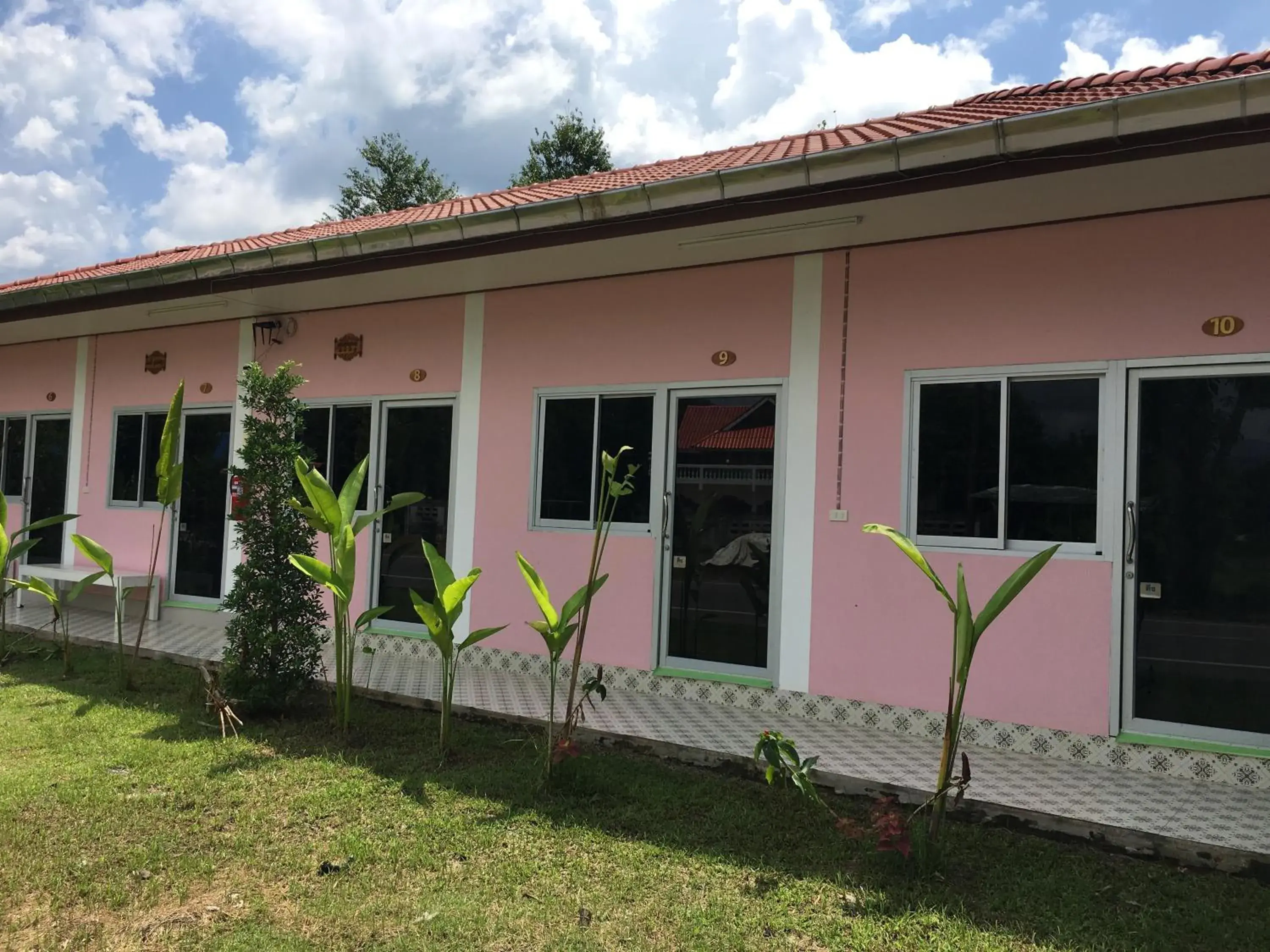 Quadruple Room with Private Bathroom in Baan Suan Kru Kob Quadruple Room with Private Bathroom in Baan Suan Kru Kob