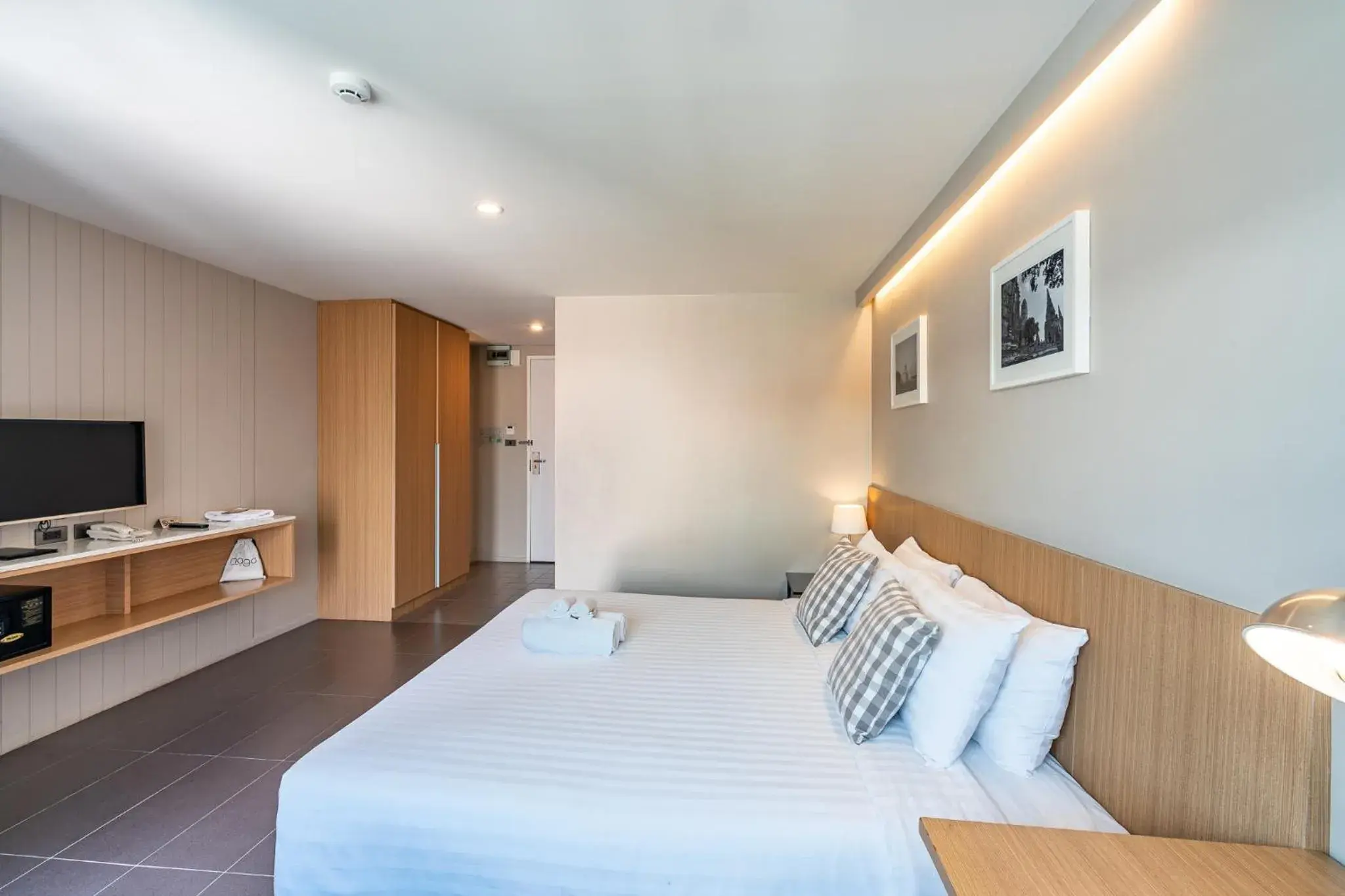 Superior King Room in Naga Residence Superior King Room in Naga Residence