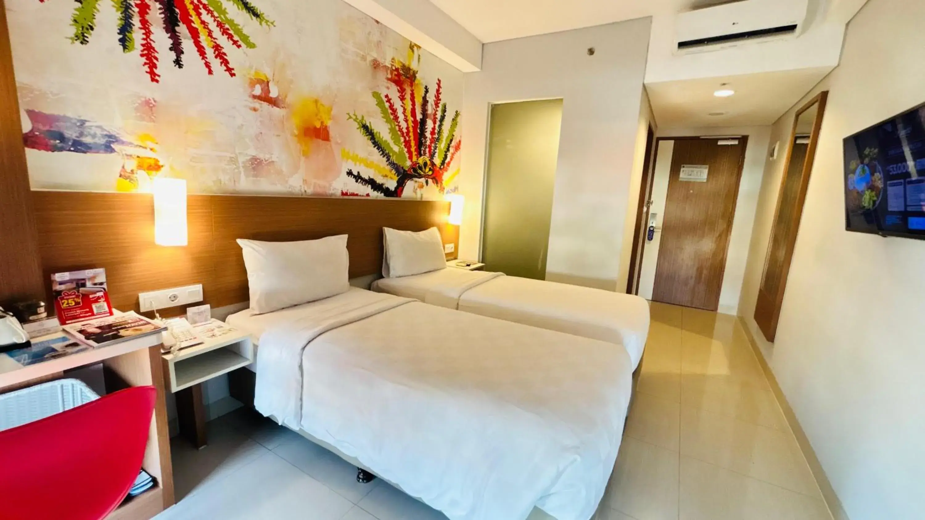 Deluxe Twin Room in Cordela Senen Jakarta Deluxe Twin Room in Cordela Senen Jakarta