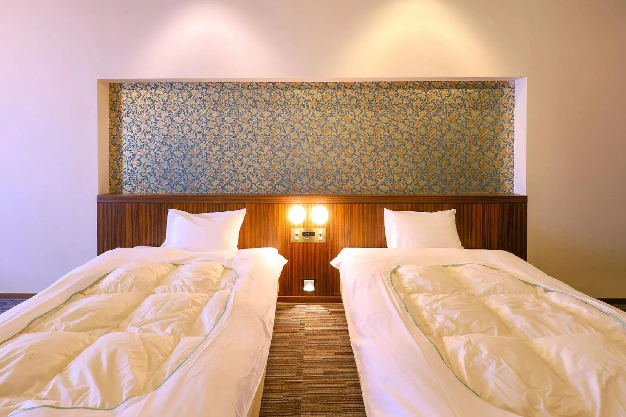 Standard Twin Room - single occupancy - Non-Smoking - Shared Bathroom in Ooedo Onsen Monogatari Premium Yamashitaya Standard Twin Room - single occupancy - Non-Smoking - Shared Bathroom in Ooedo Onsen Monogatari Premium Yamashitaya