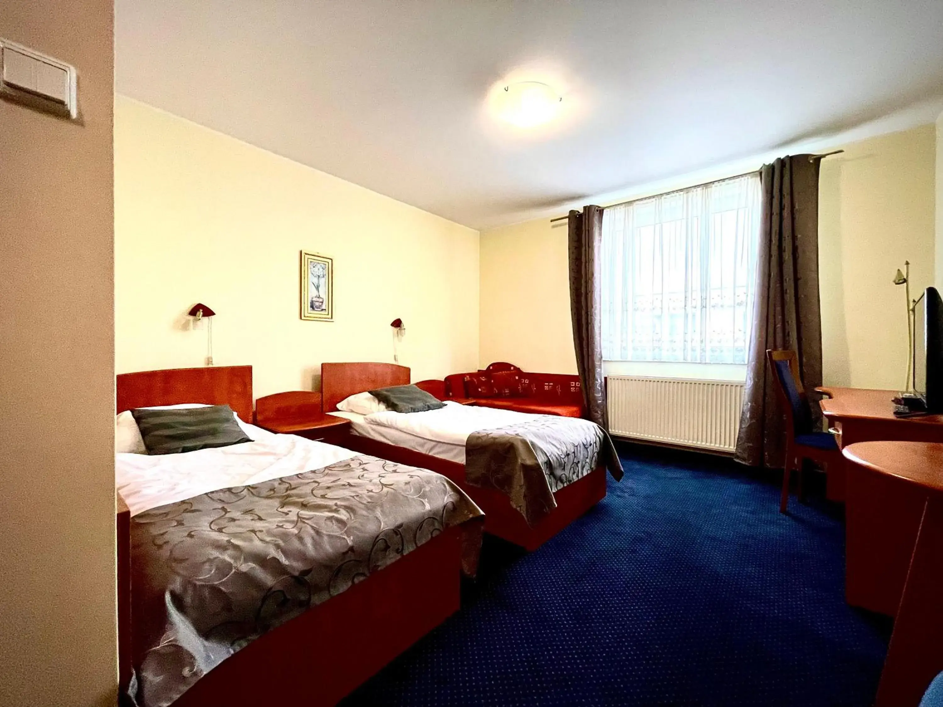 Large Double Room - single occupancy in Hotel Dowhań Large Double Room - single occupancy in Hotel Dowhań