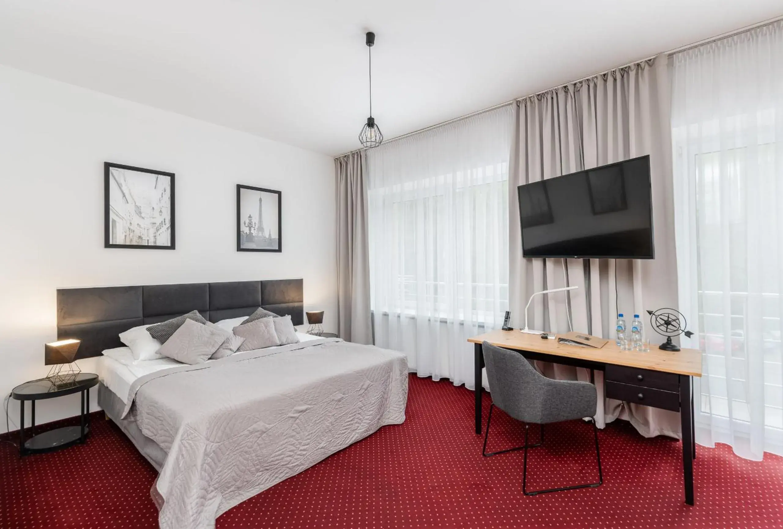 Superior Quadruple Room in Hotel Łaziska Superior Quadruple Room in Hotel Łaziska