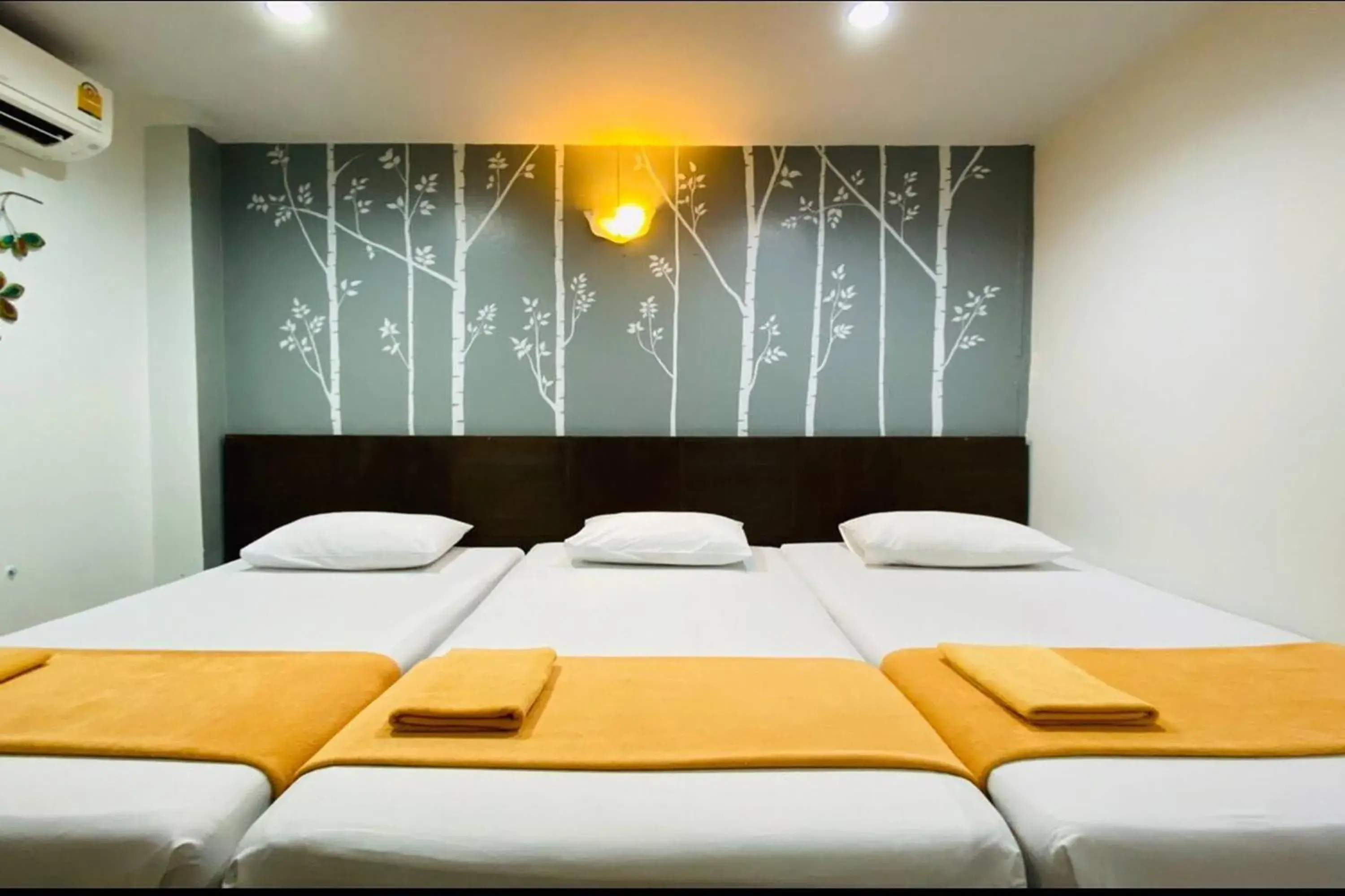 Standard Triple Room in Phang Nga Guesthouse Standard Triple Room in Phang Nga Guesthouse