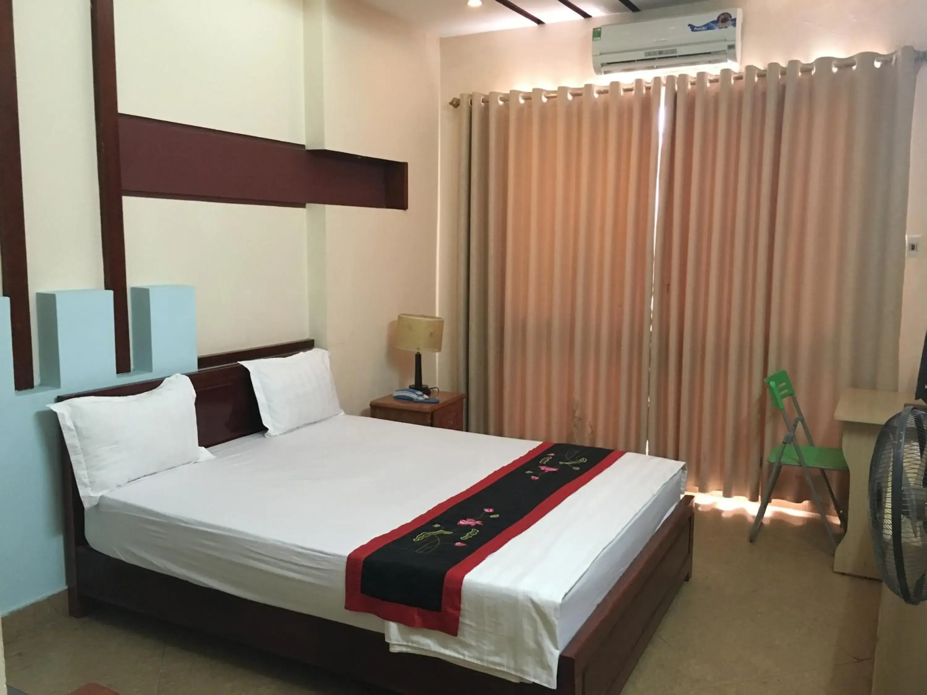 Double Room - single occupancy in Sunrise Hotel Double Room - single occupancy in Sunrise Hotel