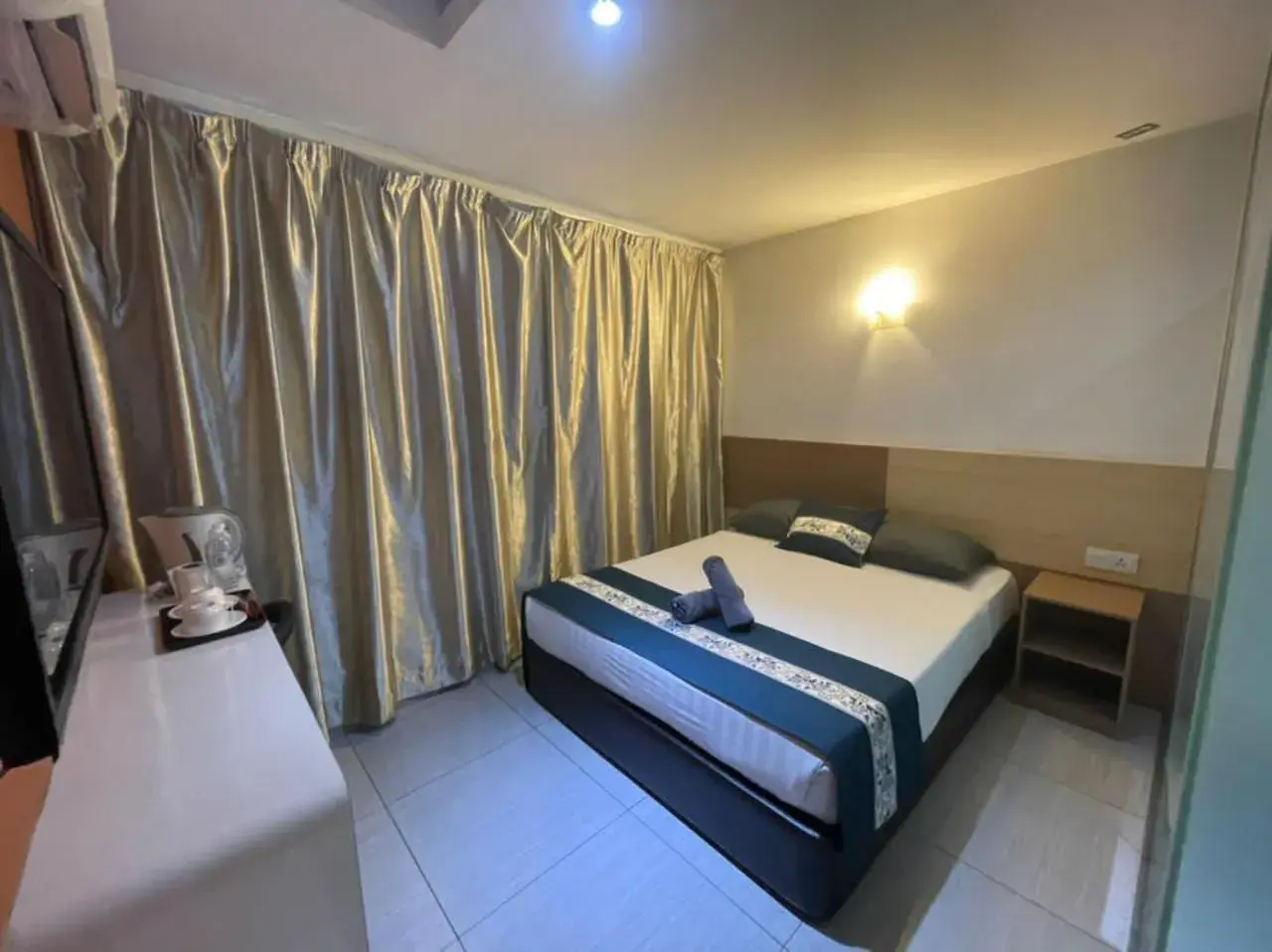 Standard Queen Room in Dolphin Hotel Standard Queen Room in Dolphin Hotel