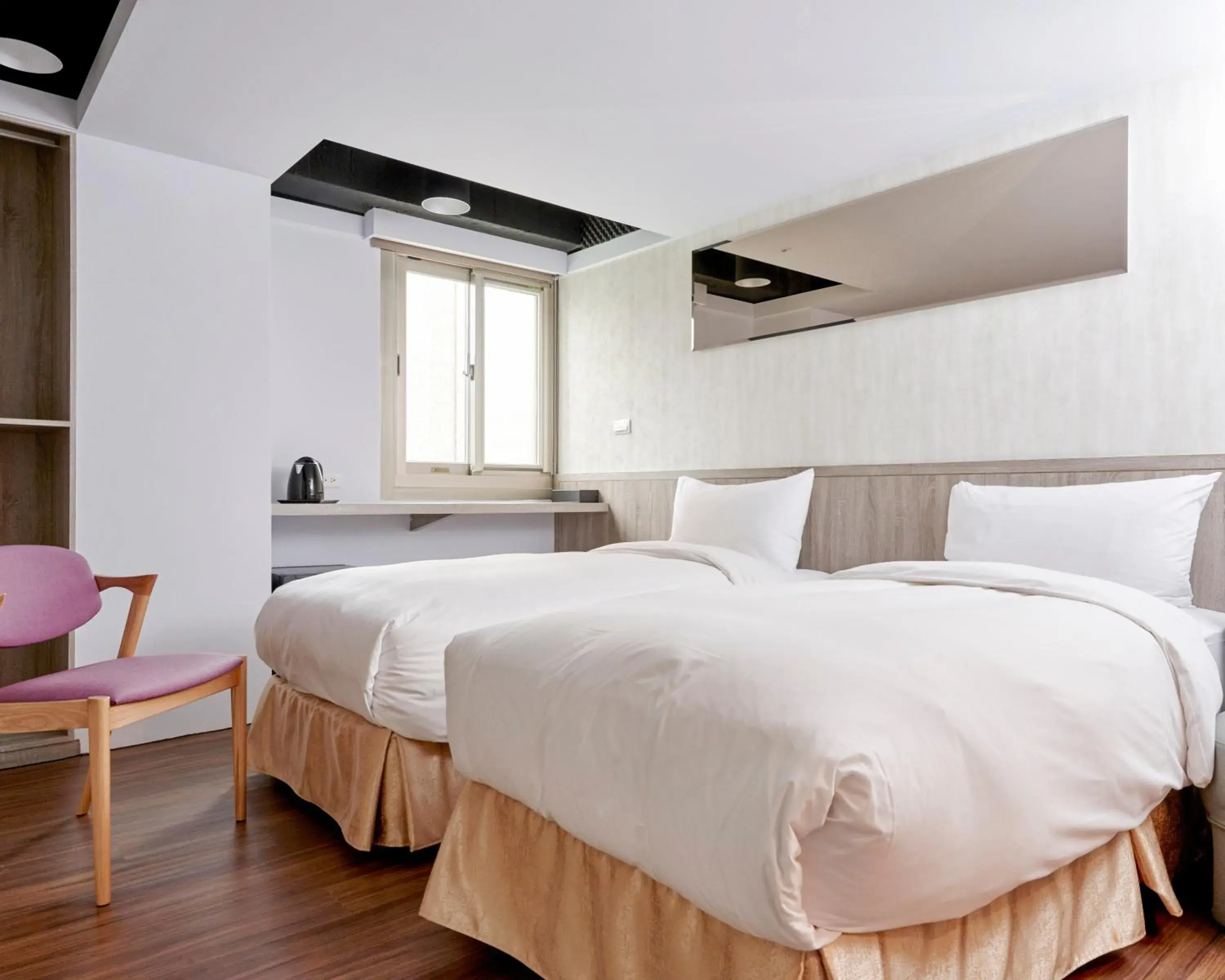 Standard Twin Room in Bon Hotel Taipei Standard Twin Room in Bon Hotel Taipei