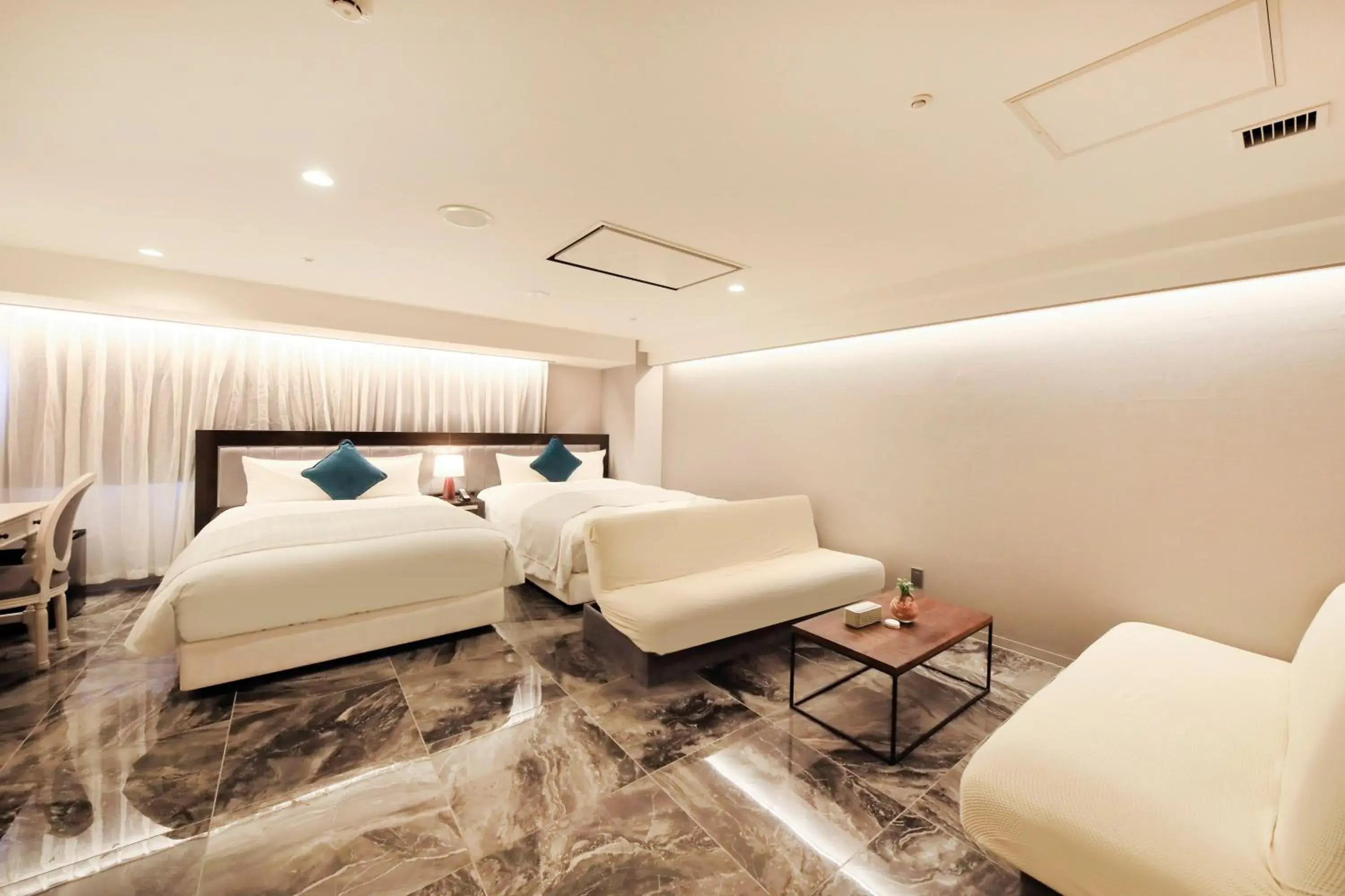 Superior Family Room - Non-Smoking in QuintessaHotel SapporoSusukino63 Relax&Spa Superior Family Room - Non-Smoking in QuintessaHotel SapporoSusukino63 Relax&Spa