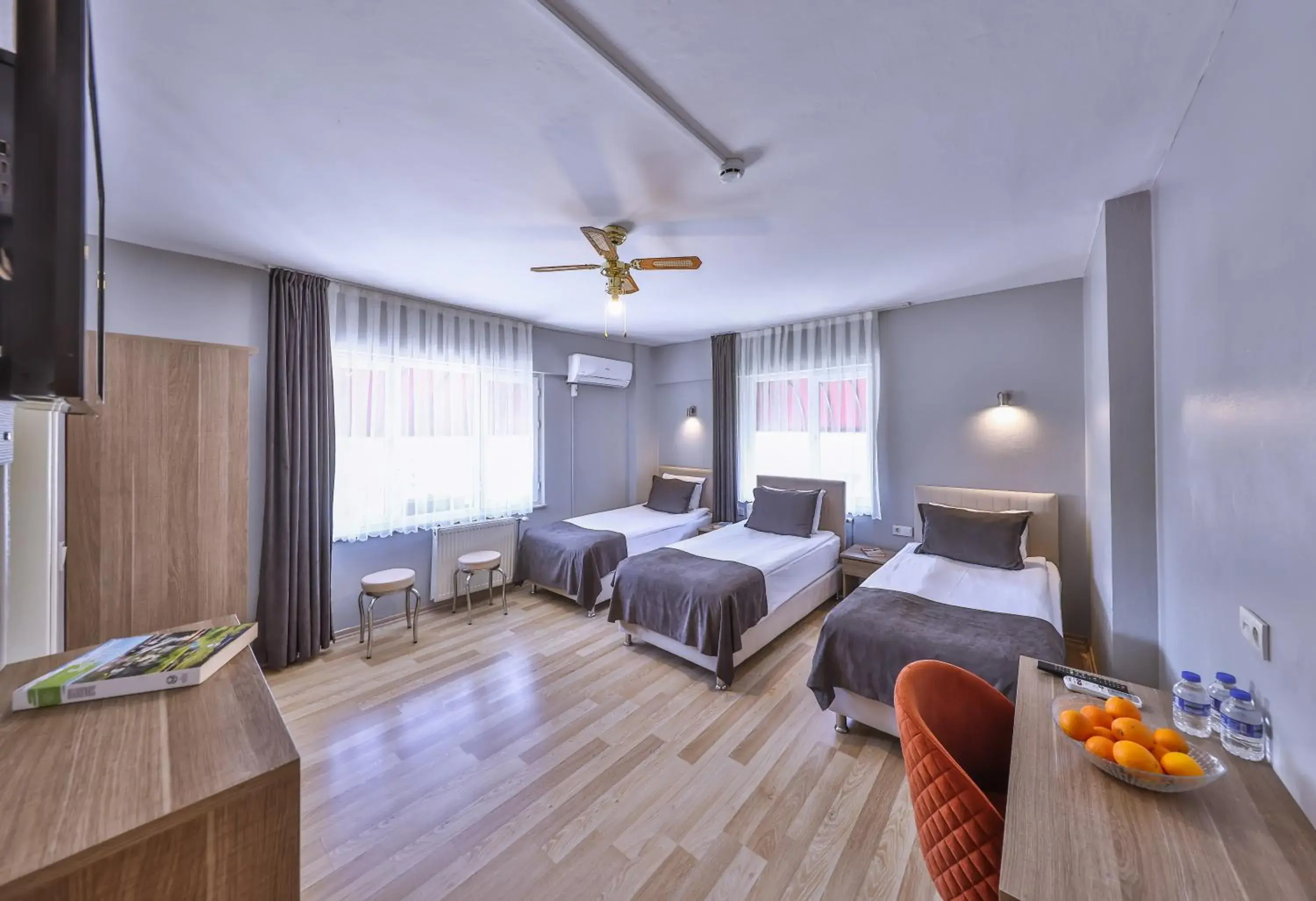 Standard Triple Room in Palmada Hotel Standard Triple Room in Palmada Hotel