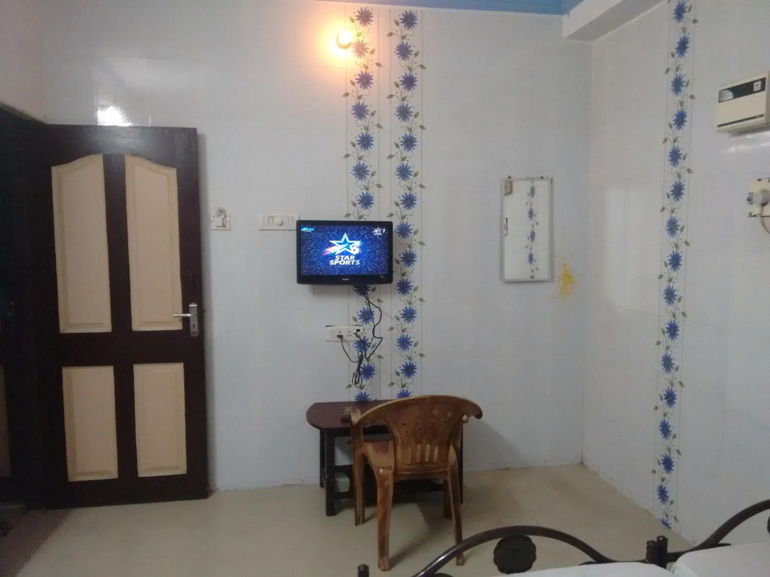 Deluxe Double Room - single occupancy in New Regency Deluxe Double Room - single occupancy in New Regency