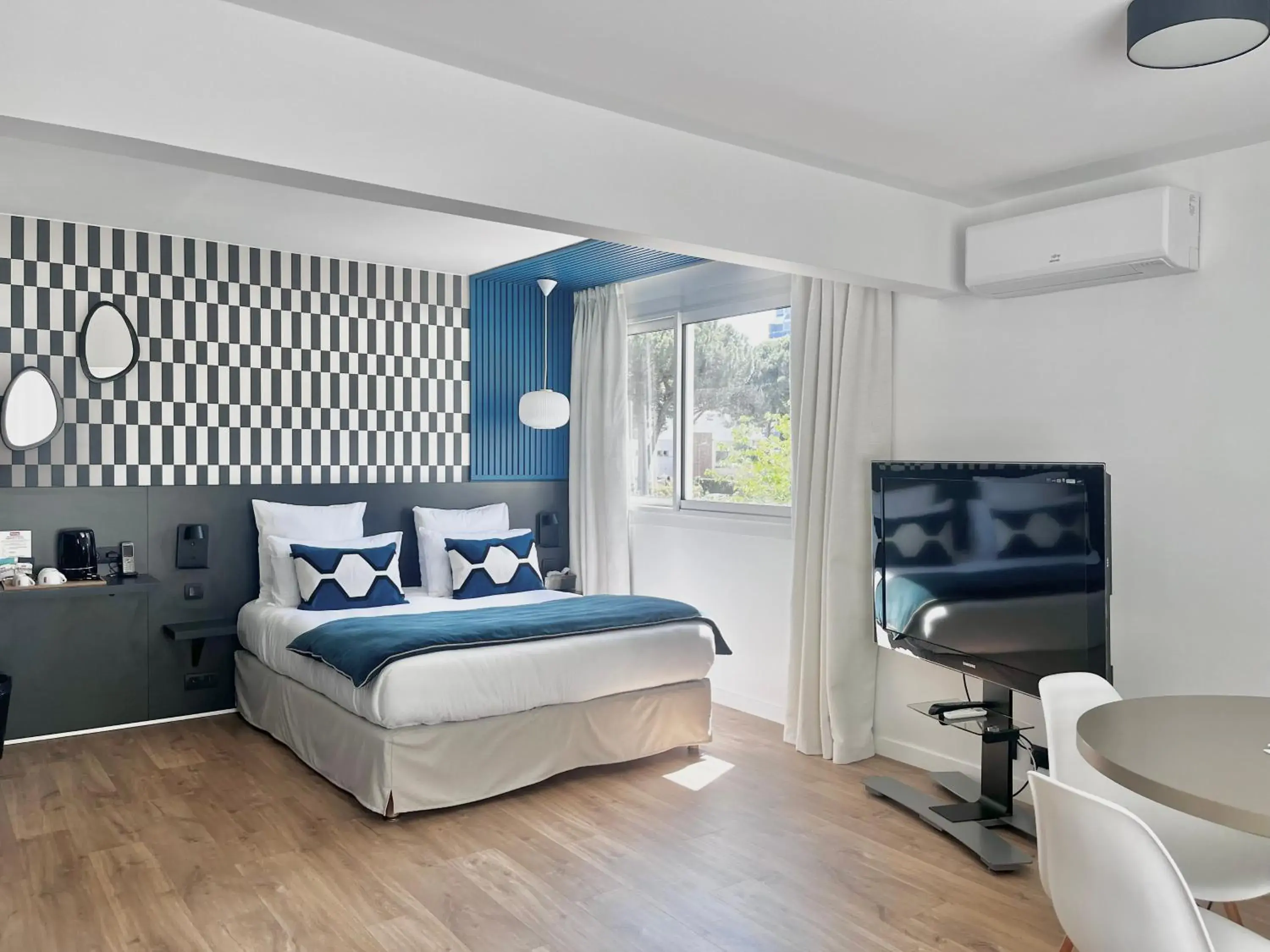 Family Suite with Balcony in Le Prose Hôtel Family Suite with Balcony in Le Prose Hôtel