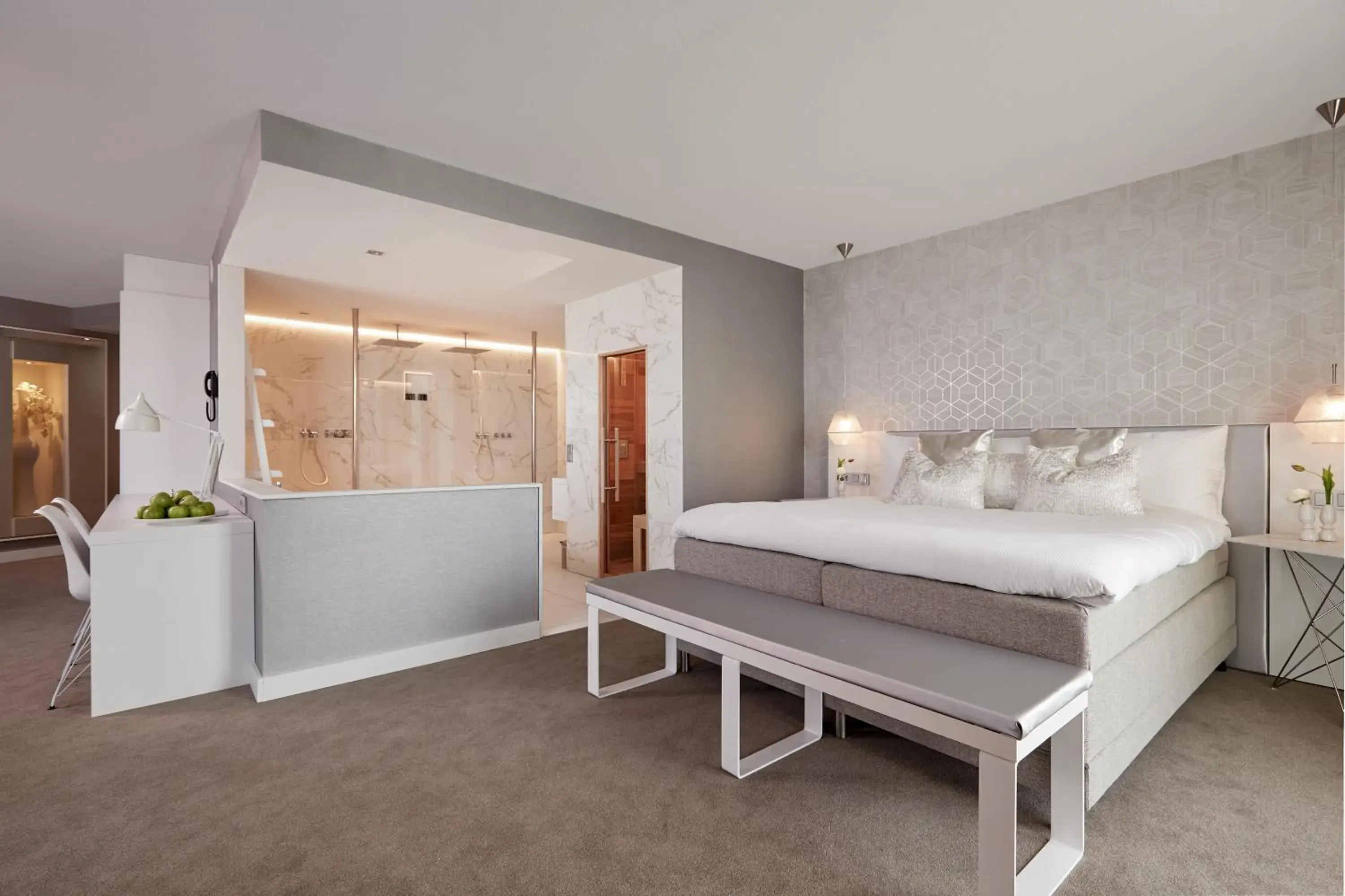 Wellness Suite White in Van der Valk Hotel Groningen-Hoogkerk Wellness Suite White in Van der Valk Hotel Groningen-Hoogkerk