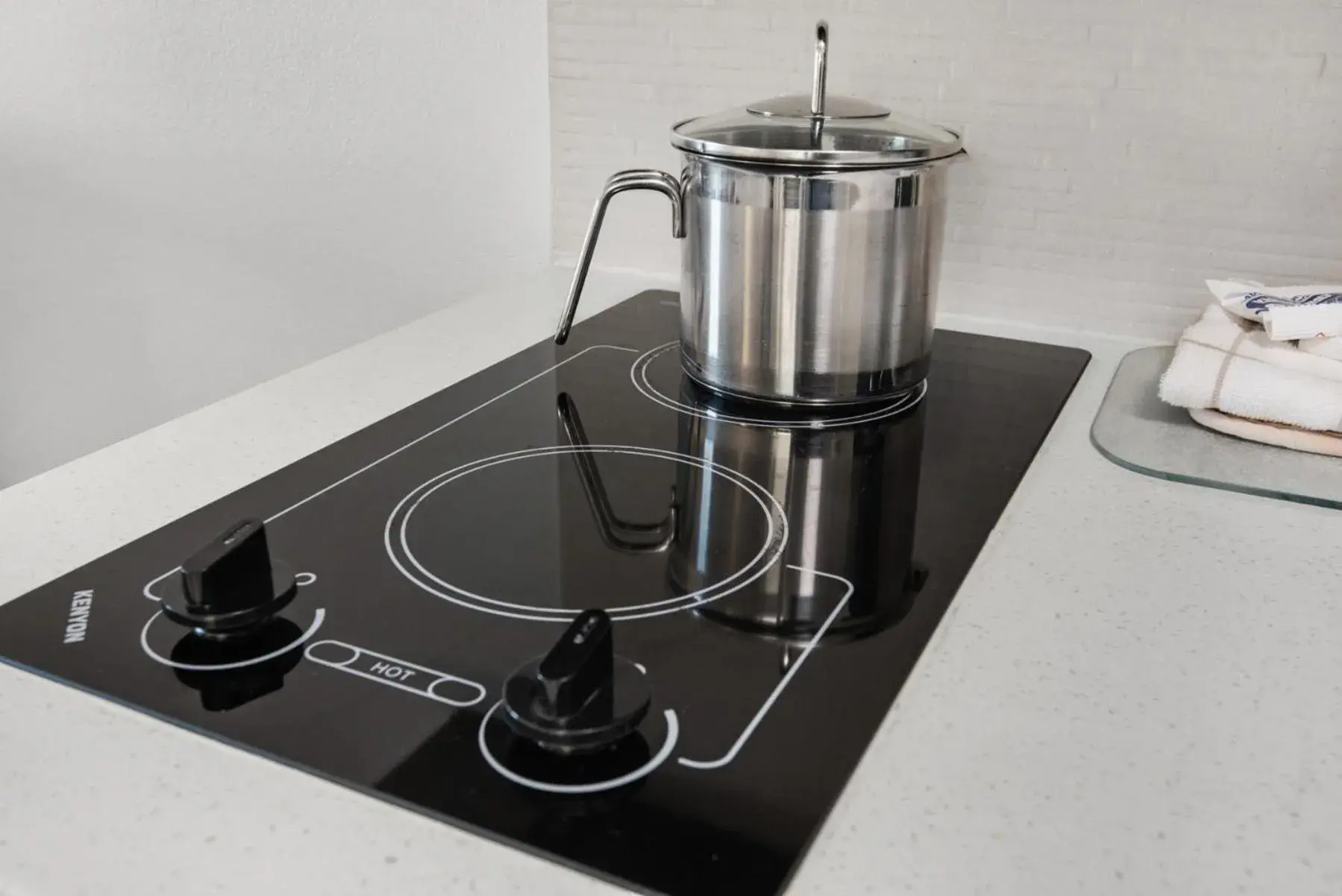 Queen Studio Suite - Mobility Access Roll in Shower/Non-Smoking in Candlewood Suites - Pensacola - University Area by IHG Queen Studio Suite - Mobility Access Roll in Shower/Non-Smoking in Candlewood Suites - Pensacola - University Area by IHG