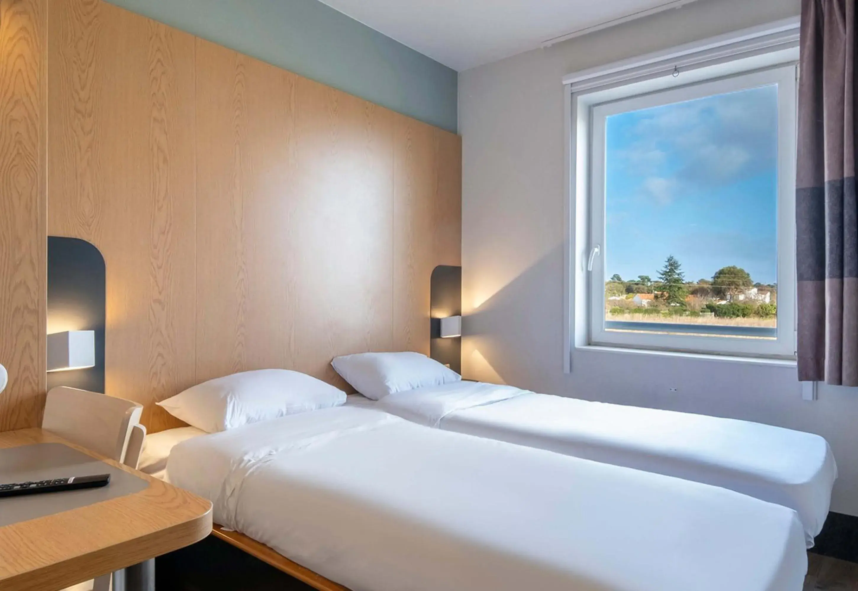 Twin Room in B&B HOTEL Royan La Palmyre Twin Room in B&B HOTEL Royan La Palmyre