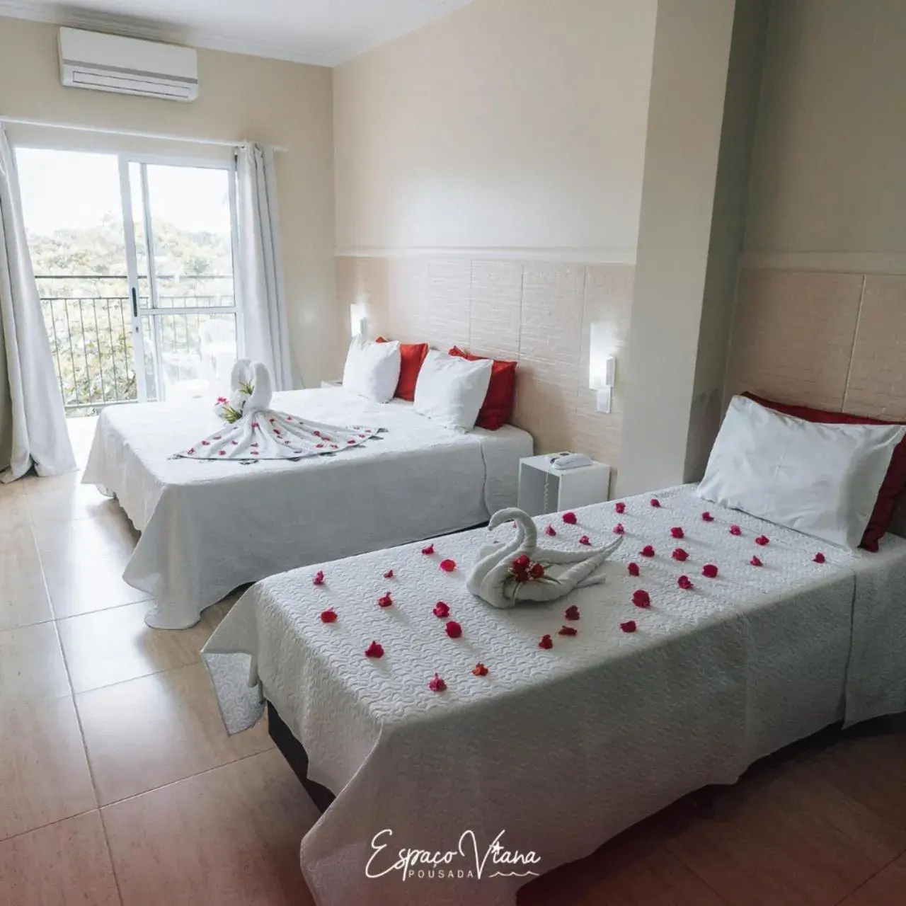 Triple Room in Espaço Viana Triple Room in Espaço Viana