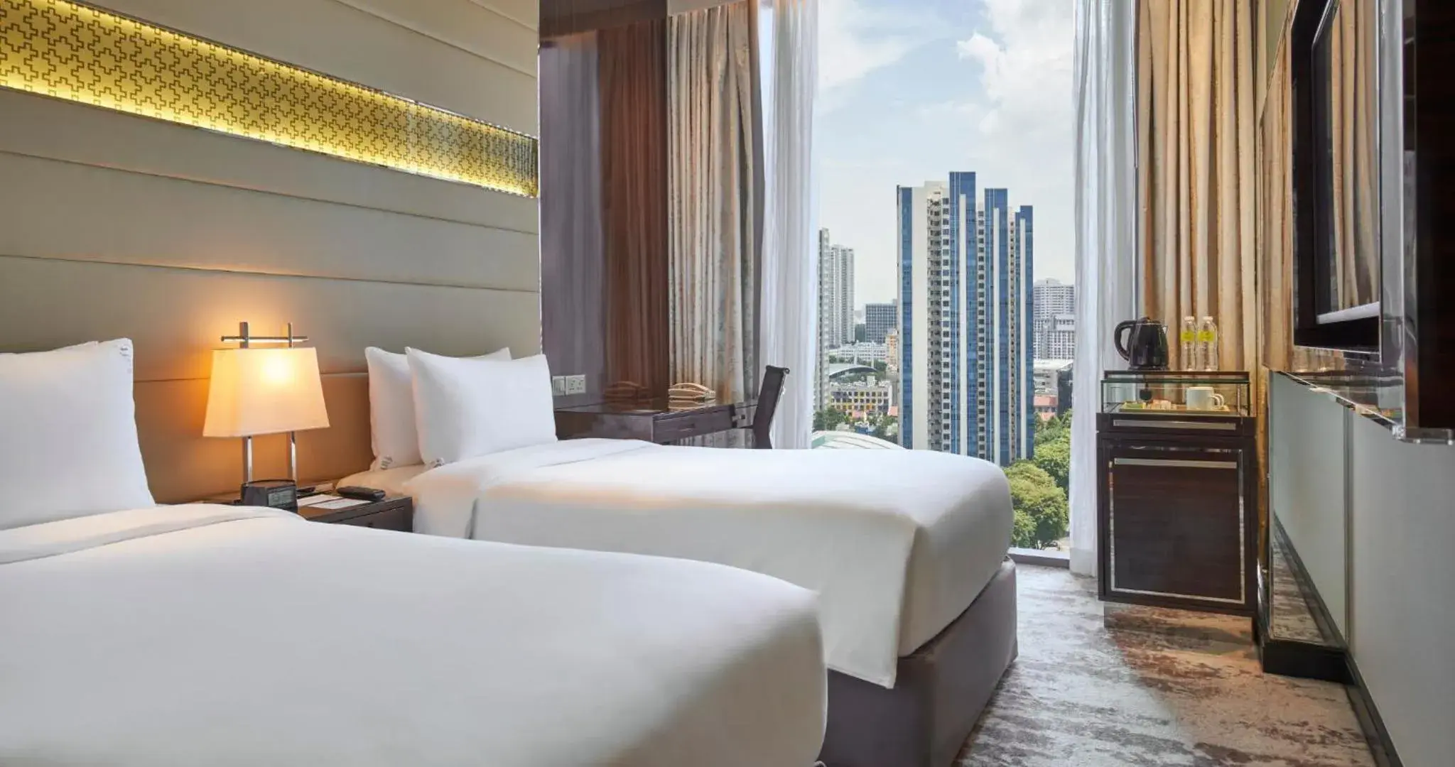 Standard Twin Room - Smoking in Holiday Inn Singapore Little India by IHG Standard Twin Room - Smoking in Holiday Inn Singapore Little India by IHG