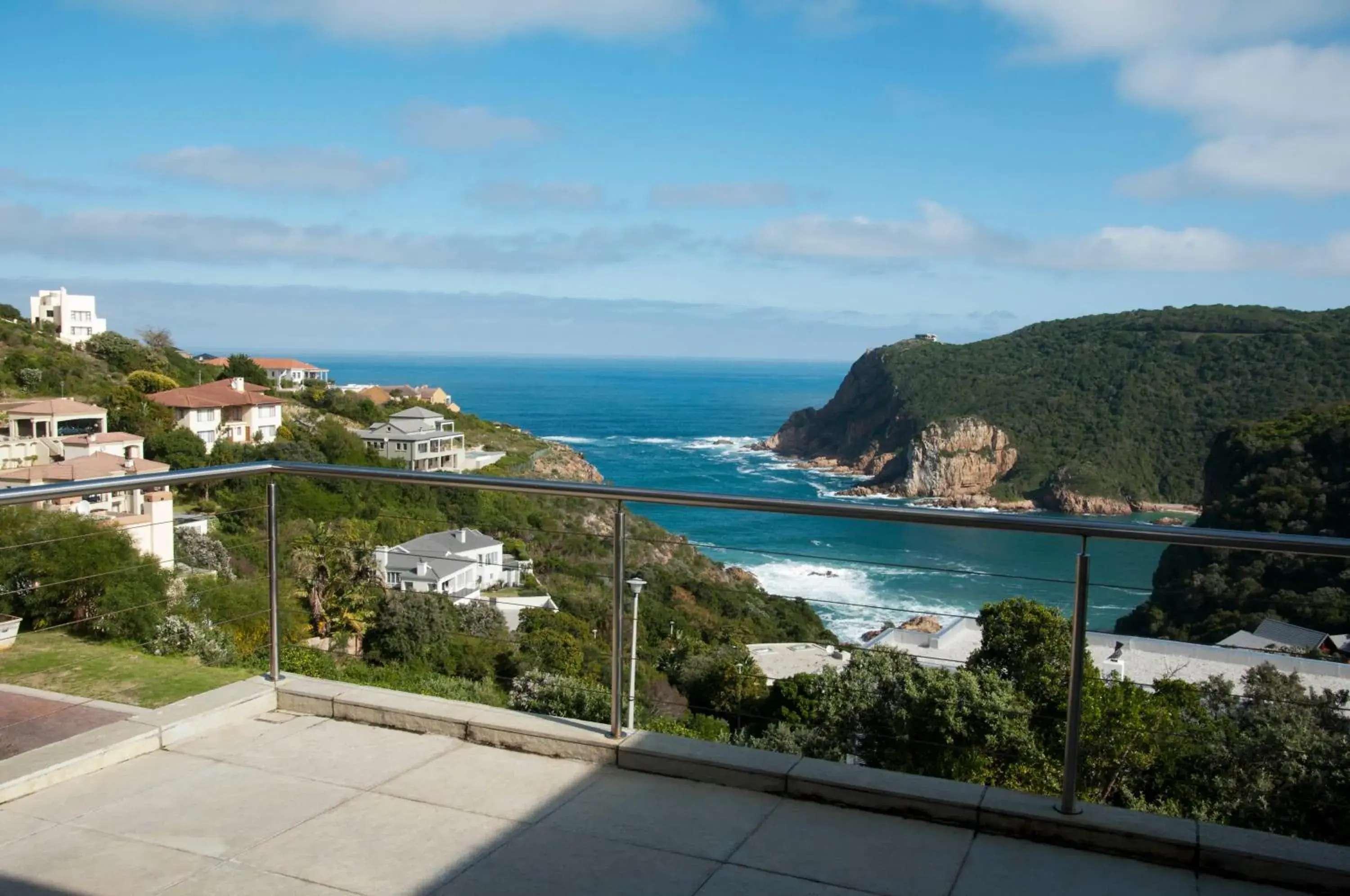 Twin Room with Sea View in The Mount Knysna Twin Room with Sea View in The Mount Knysna