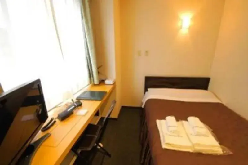 Double Room with Small Double Bed - single occupancy - Non-Smoking in Comfesta Inn Kabe Double Room with Small Double Bed - single occupancy - Non-Smoking in Comfesta Inn Kabe