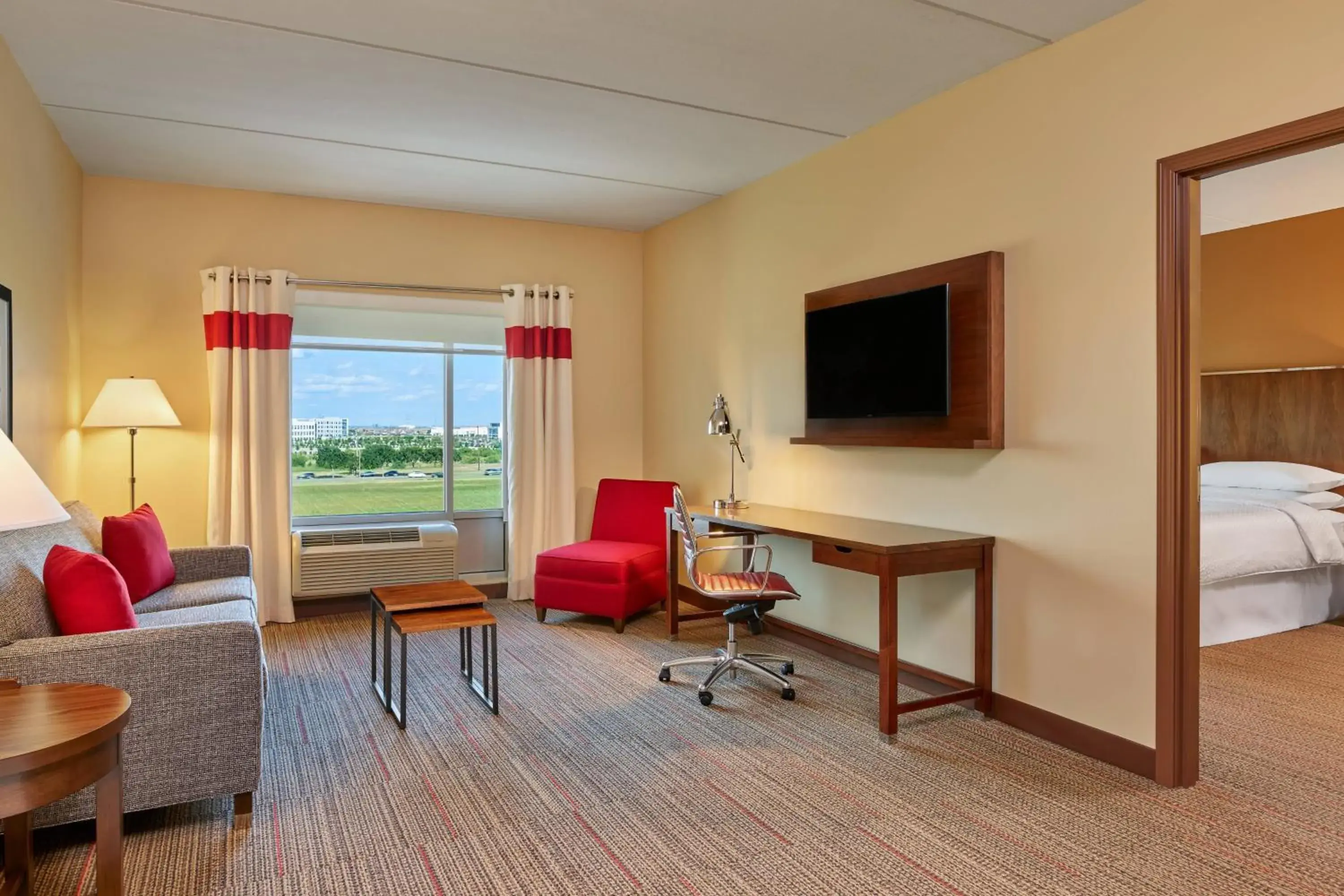 Junior Suite in Four Points by Sheraton Dallas Fort Worth Airport North Junior Suite in Four Points by Sheraton Dallas Fort Worth Airport North