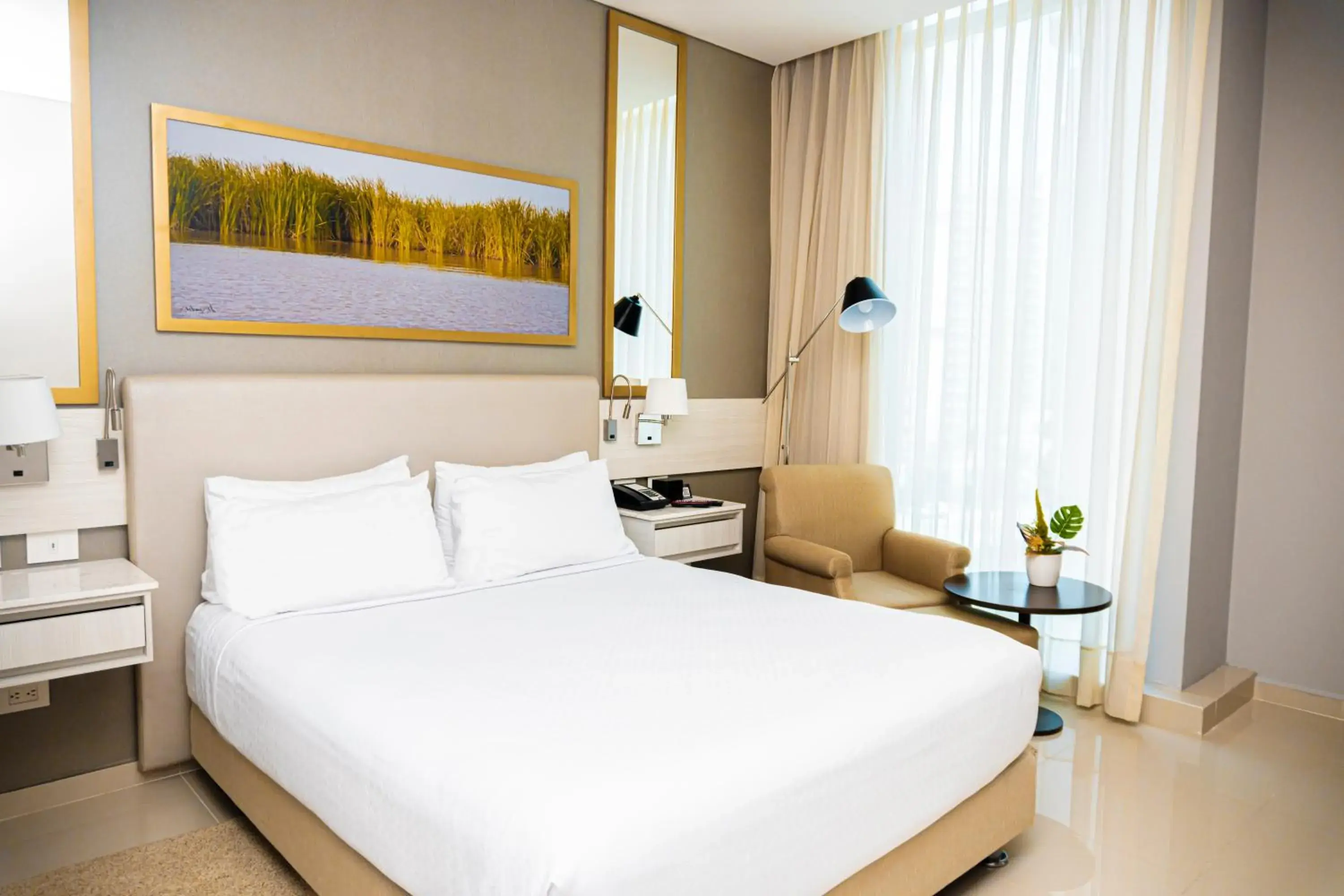 Standard Room in Crowne Plaza Barranquilla by IHG Standard Room in Crowne Plaza Barranquilla by IHG