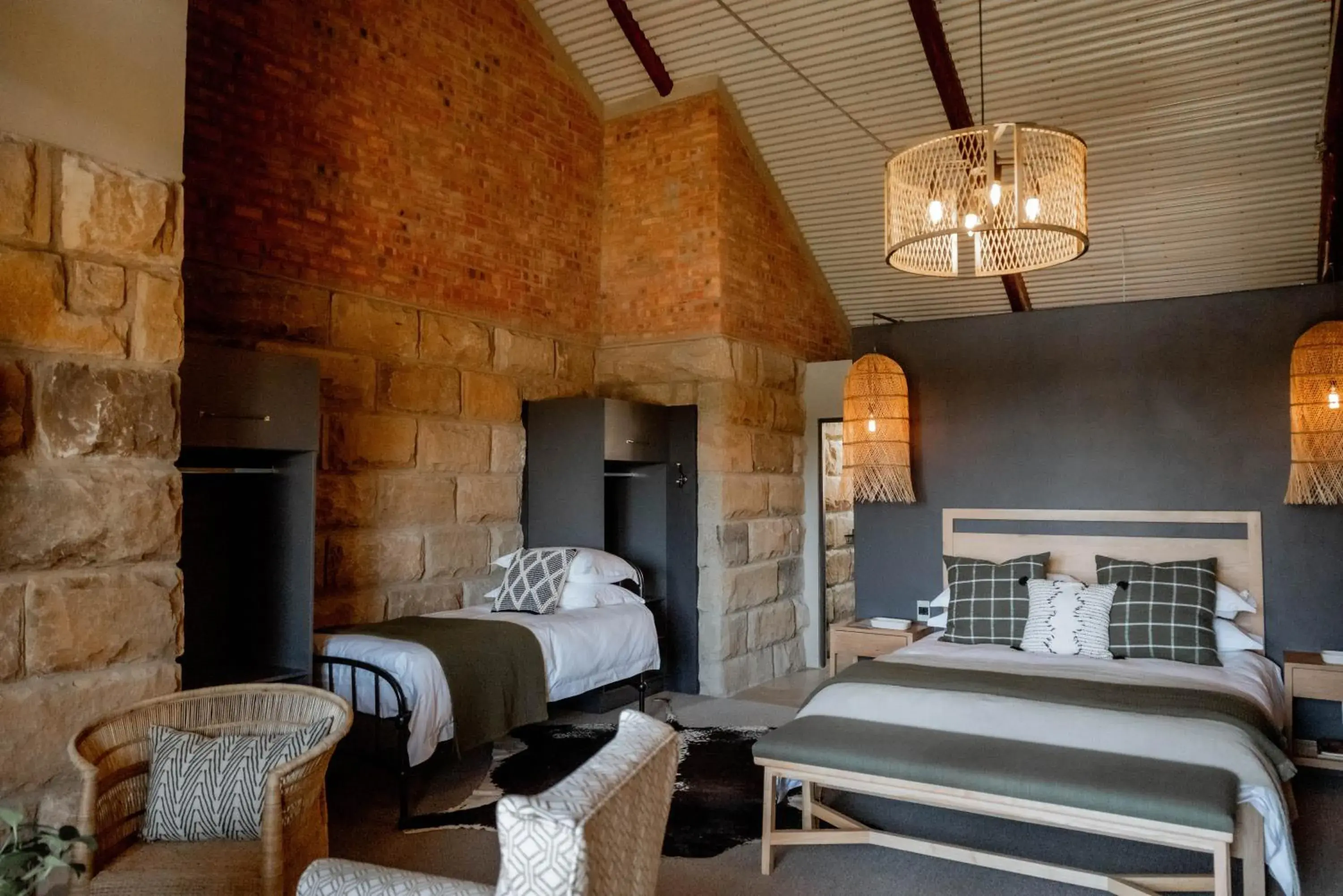 Deluxe Double Room (2 Adults + 1 Child) in Andes Clarens Guesthouse Deluxe Double Room (2 Adults + 1 Child) in Andes Clarens Guesthouse