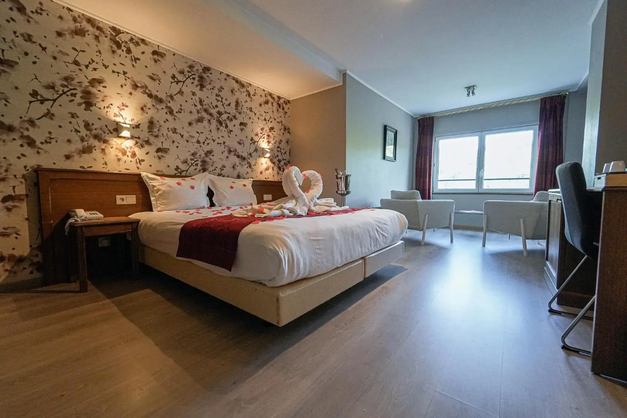 Deluxe Double Room in Hôtel Panorama - Vue exceptionnelle sur la Semois Deluxe Double Room in Hôtel Panorama - Vue exceptionnelle sur la Semois