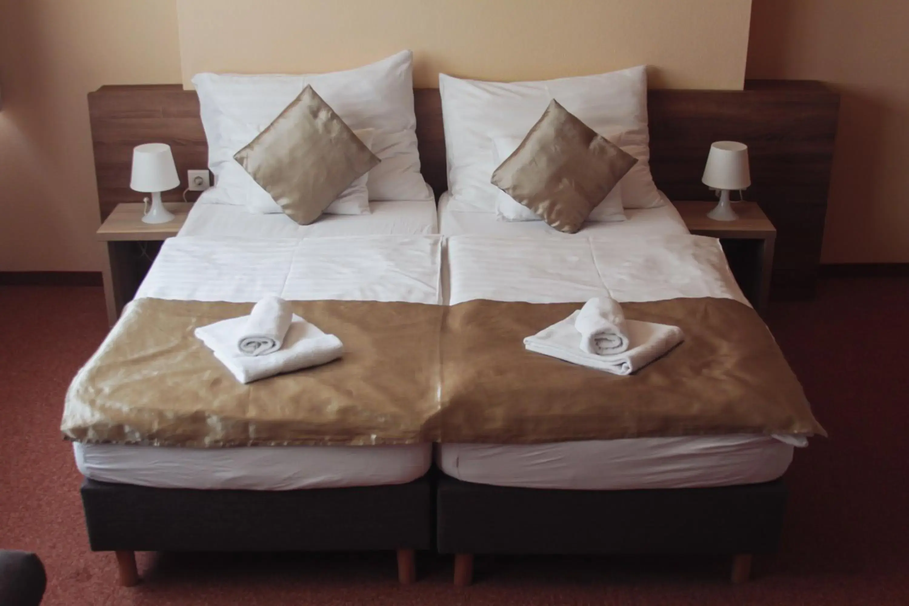 Centrooms Eger Centrooms Eger