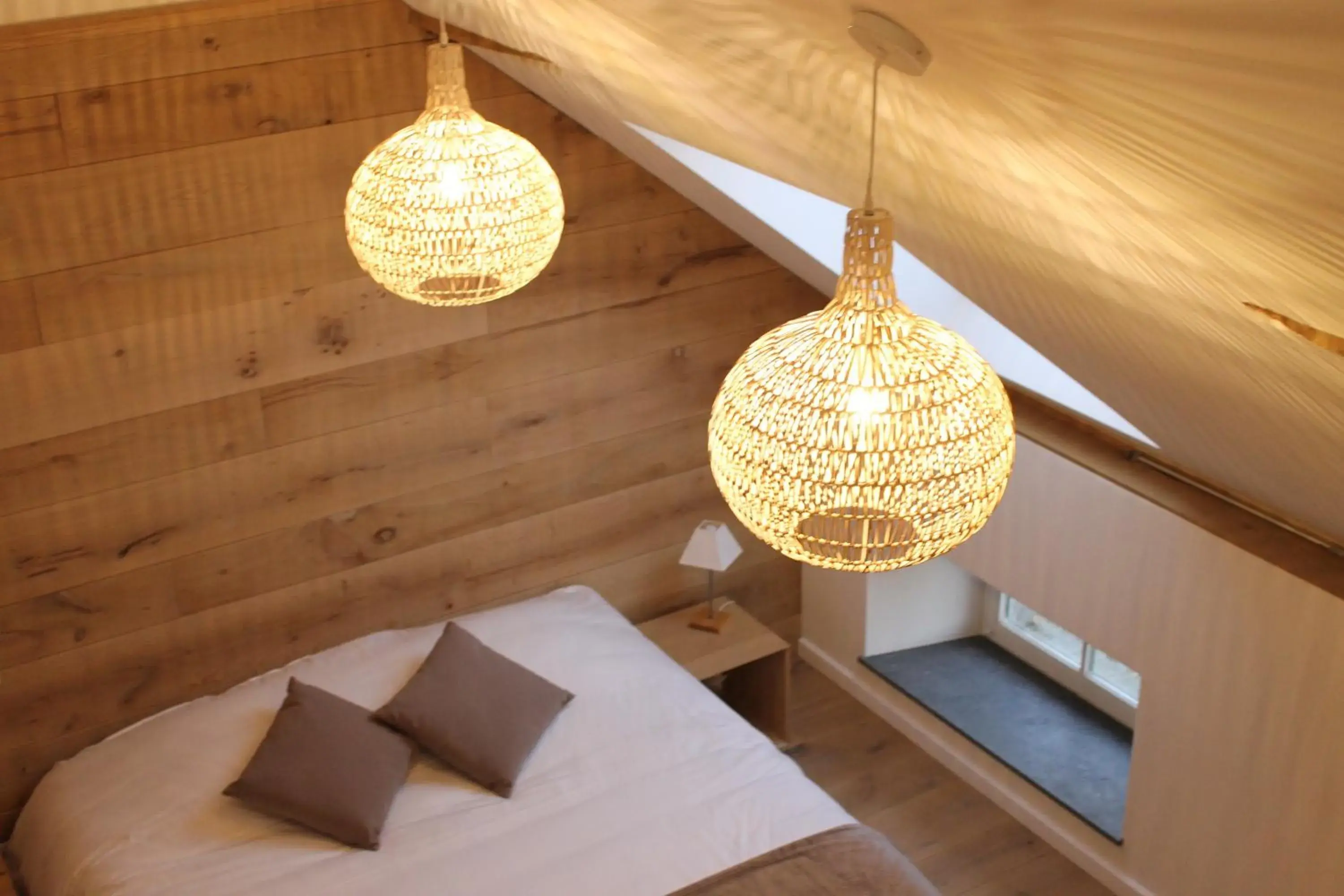 Quadruple Room with Private Bathroom - single occupancy in Chante-Pierre Quadruple Room with Private Bathroom - single occupancy in Chante-Pierre