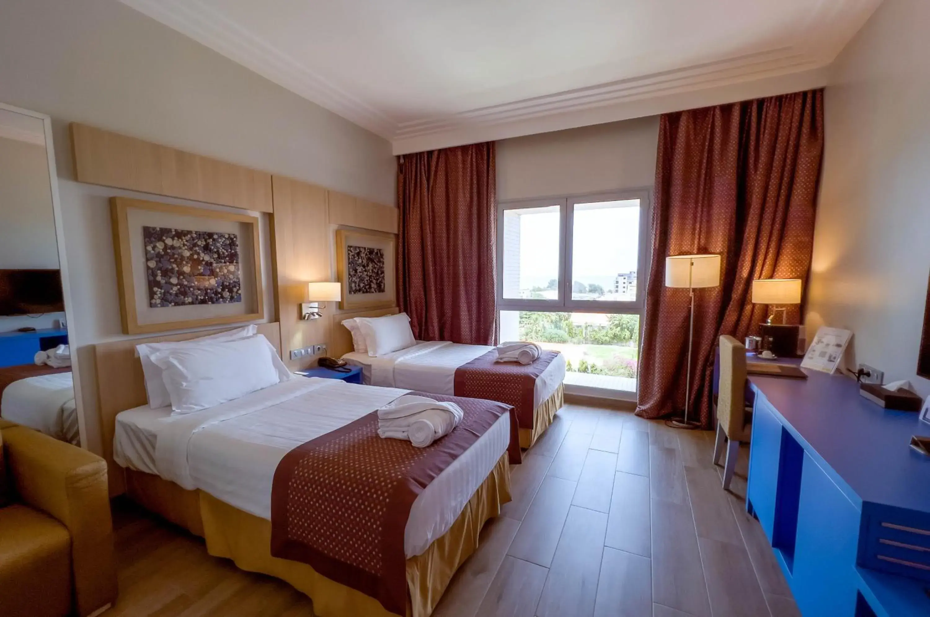 Executive Twin Room in Golden Tulip Le Diplomate Executive Twin Room in Golden Tulip Le Diplomate