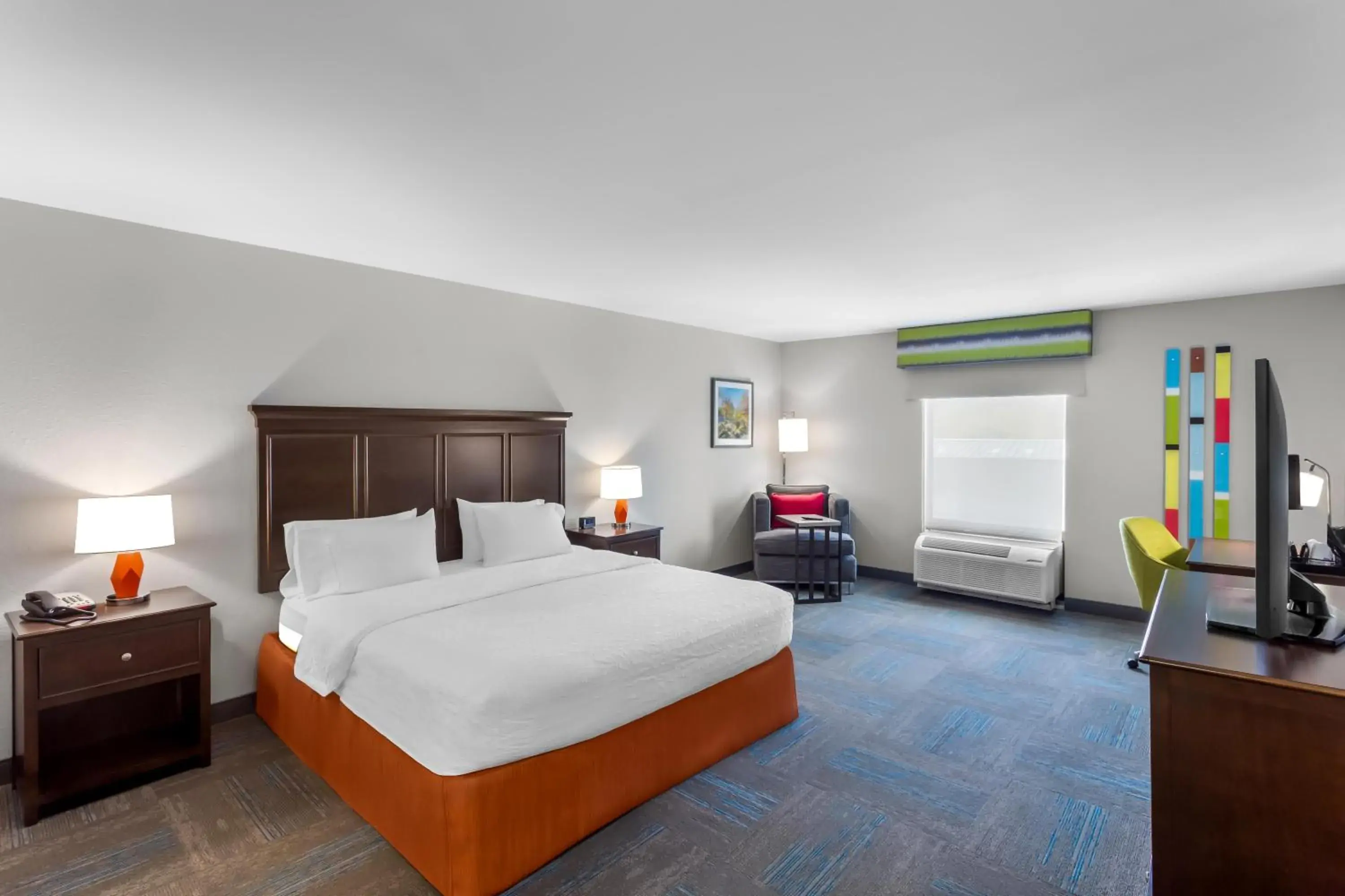 King Room Mobility and Hearing Access/Non-Smoking in Hampton Inn University Area, Huntington, Wv King Room Mobility and Hearing Access/Non-Smoking in Hampton Inn University Area, Huntington, Wv