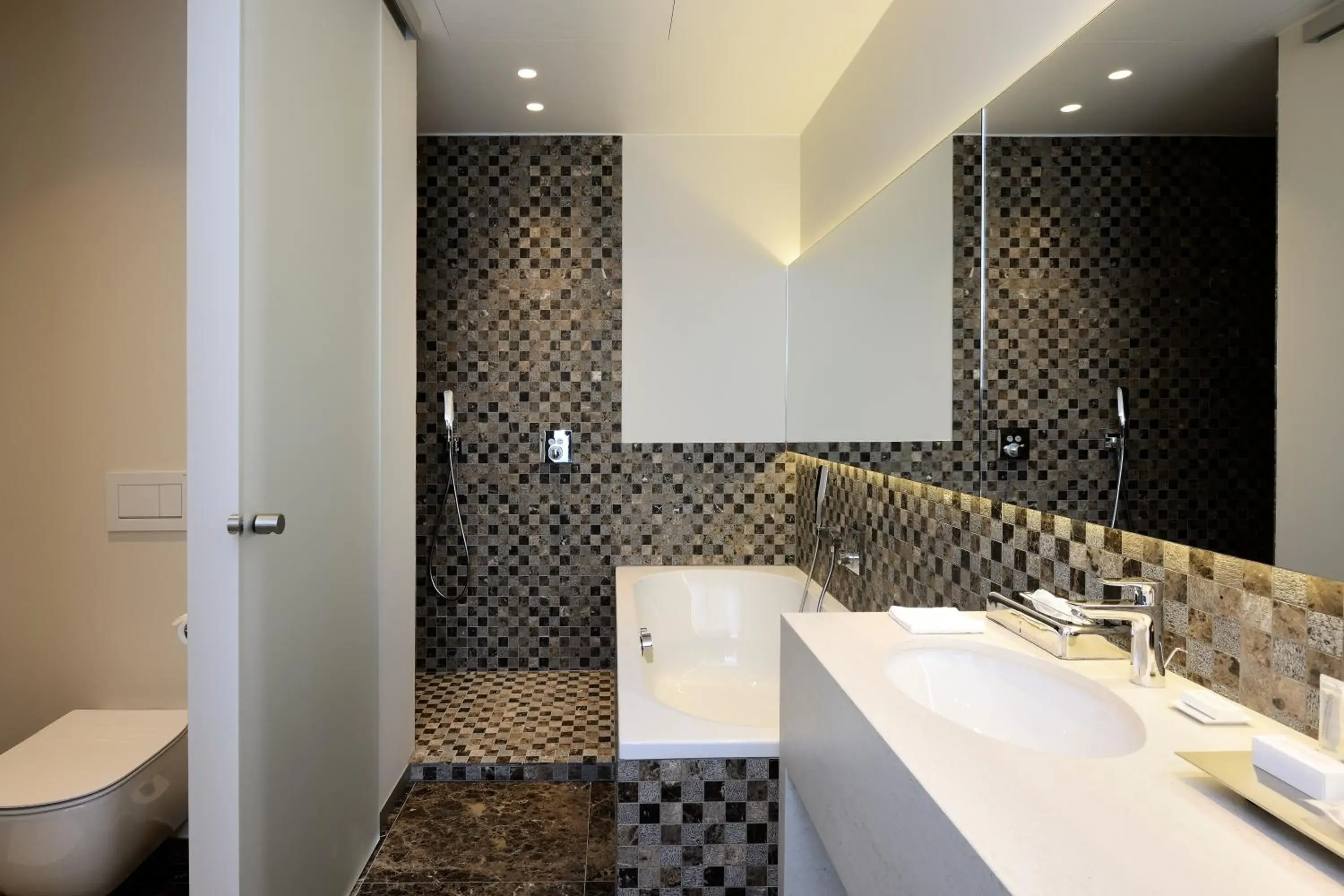 Deluxe Double Room - single occupancy in Hotel Messeyne Deluxe Double Room - single occupancy in Hotel Messeyne