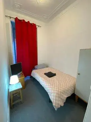 Single Room - single occupancy in Lisbon Bangla Single Room - single occupancy in Lisbon Bangla