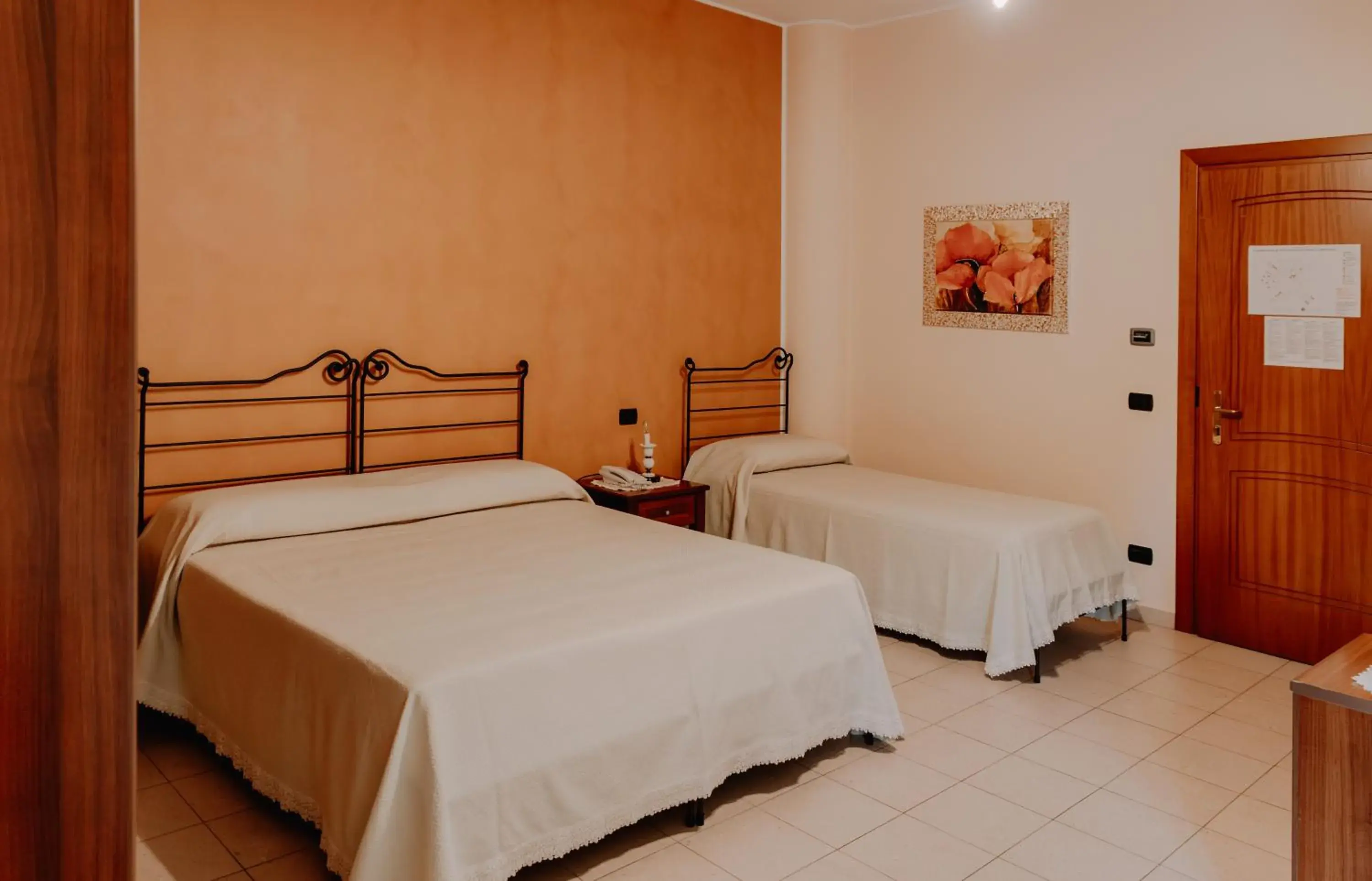 Classic Quadruple Room in San Raffaele Hotel Restaurant & Resort Classic Quadruple Room in San Raffaele Hotel Restaurant & Resort