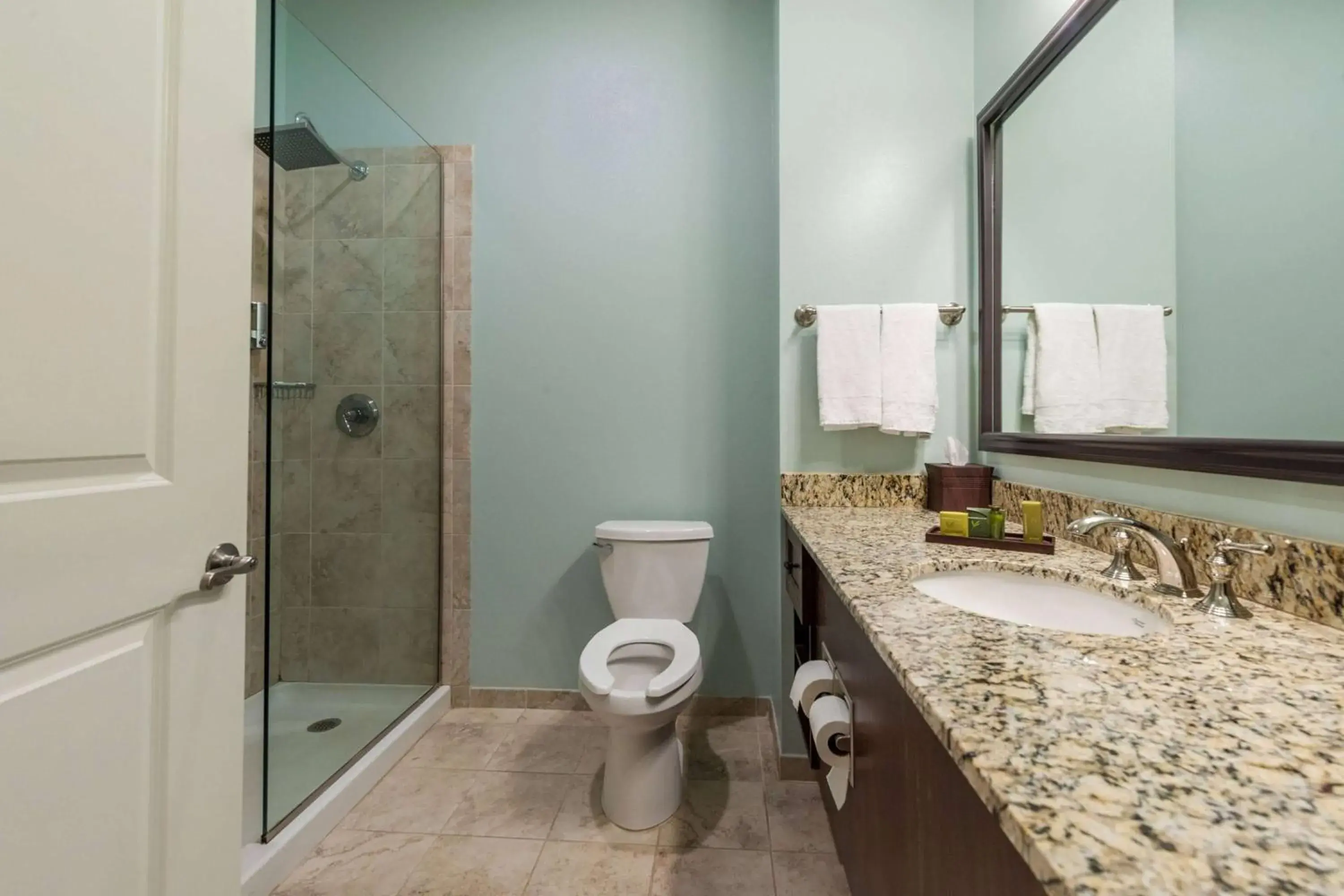 Queen Room with Two Queen Beds and Historic View - Non-Smoking in Chateau Saint Denis Hotel Queen Room with Two Queen Beds and Historic View - Non-Smoking in Chateau Saint Denis Hotel