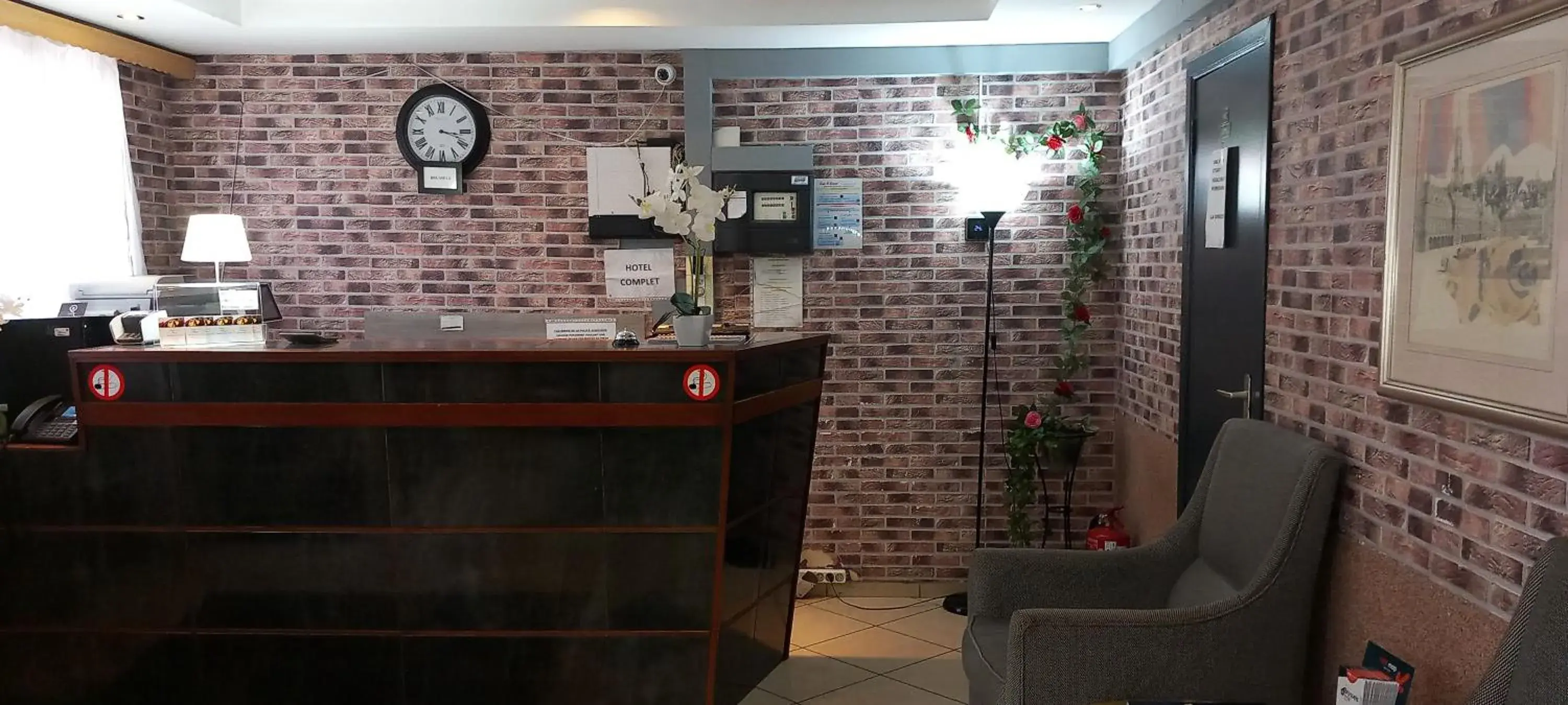 Property building, Lobby/Reception in Hotel Albergo Property building, Lobby/Reception in Hotel Albergo